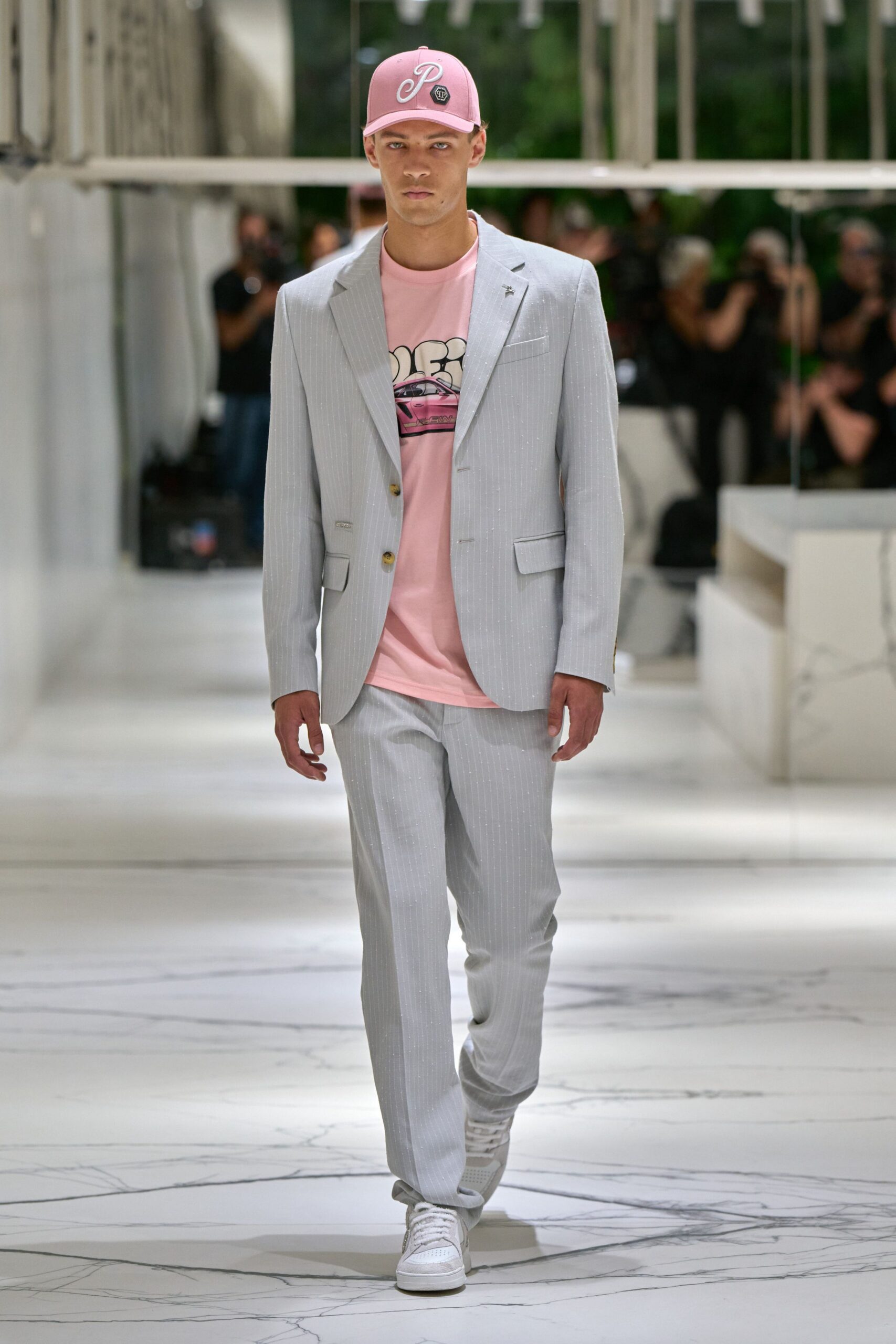 pink cotton short-sleeve collared relaxed t-shirt