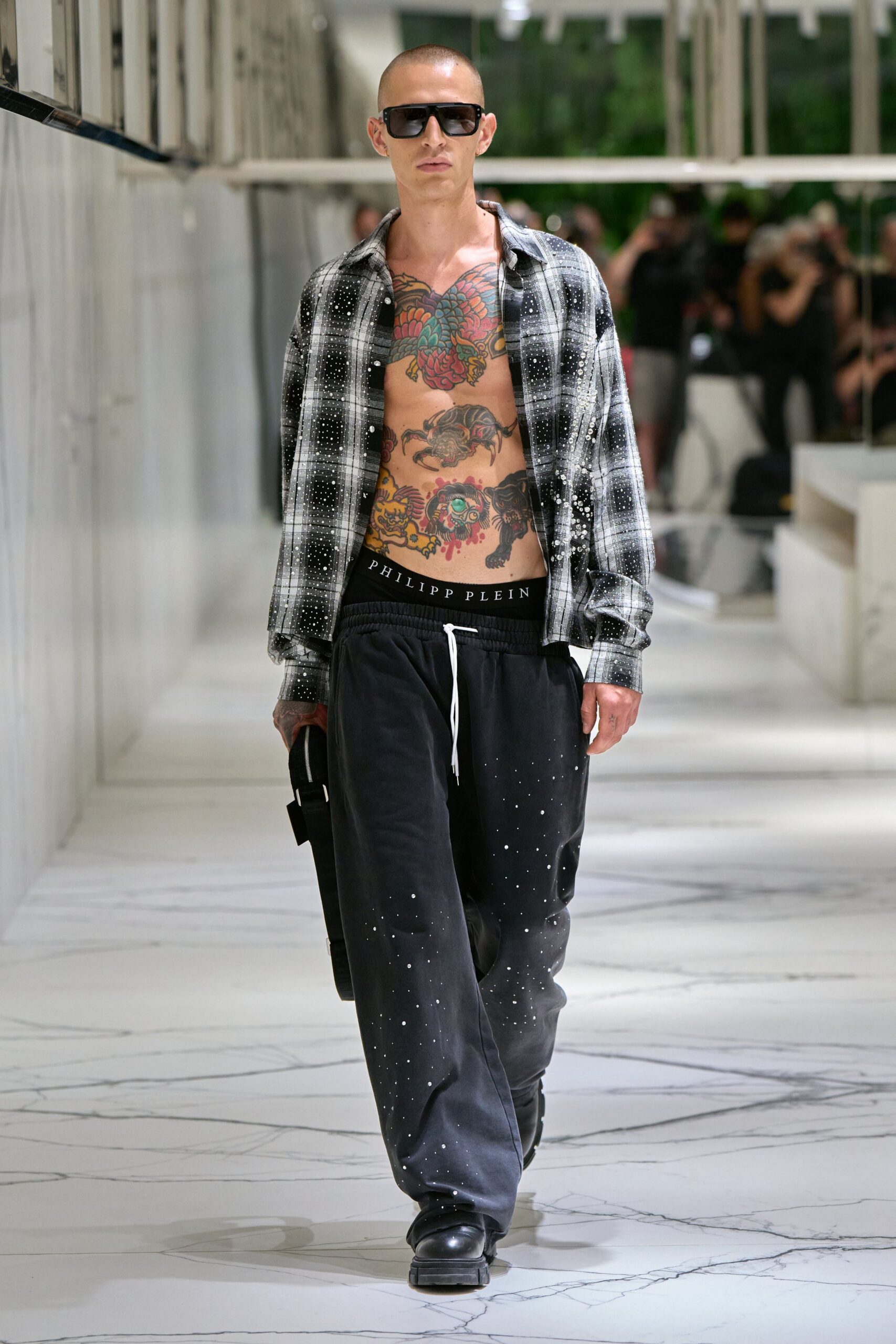 black cotton relaxed zippered pockets pants