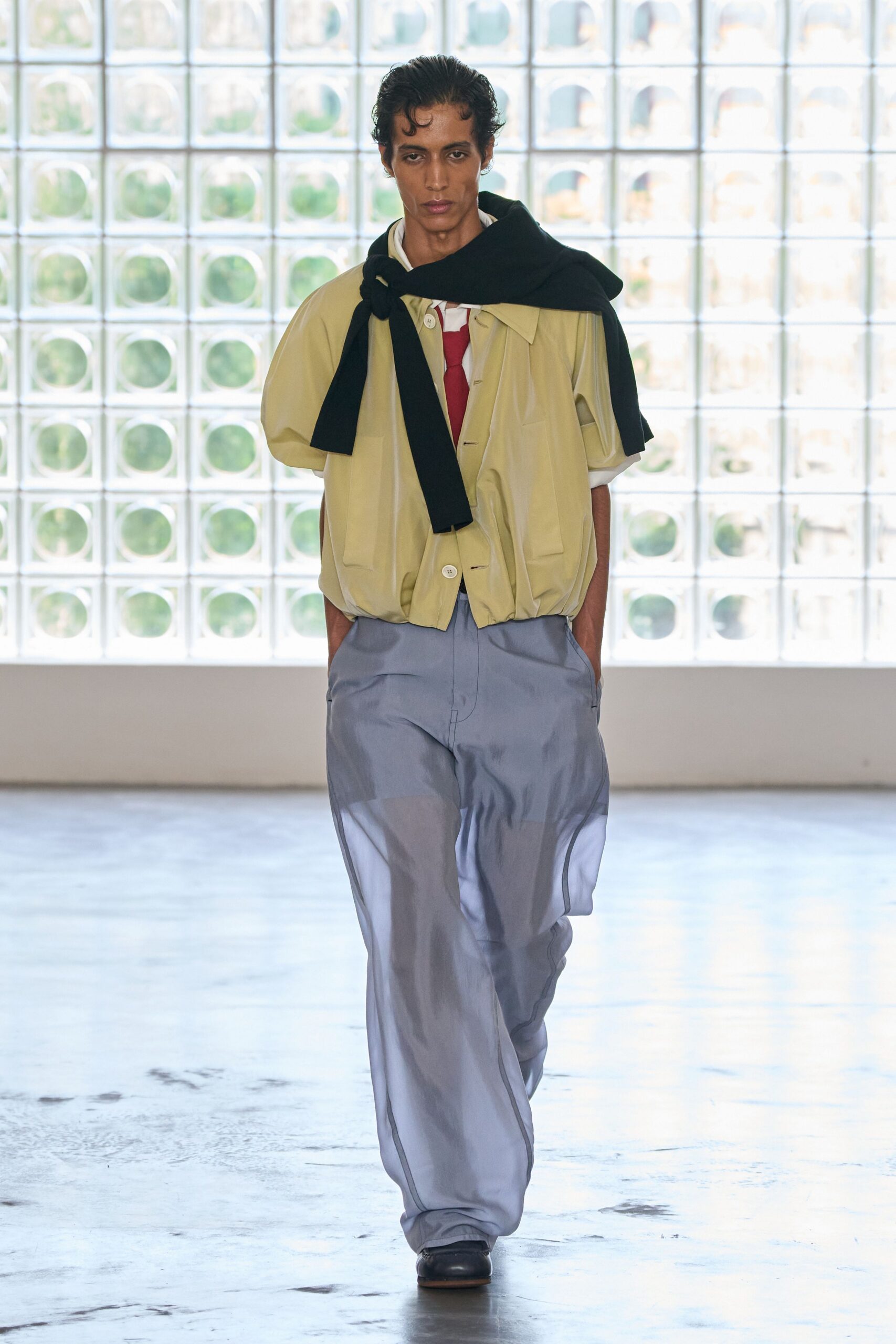yellow cotton short-sleeve collared relaxed jacket