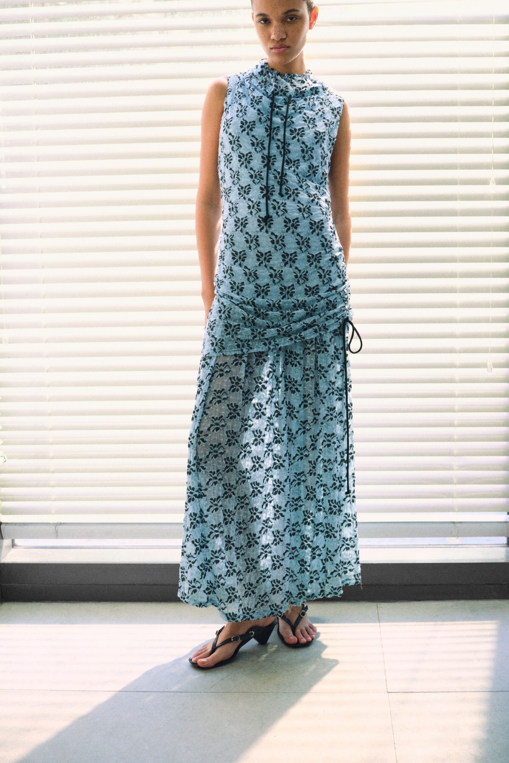 blue chiffon sleeveless high-neck fitted floral layered dress