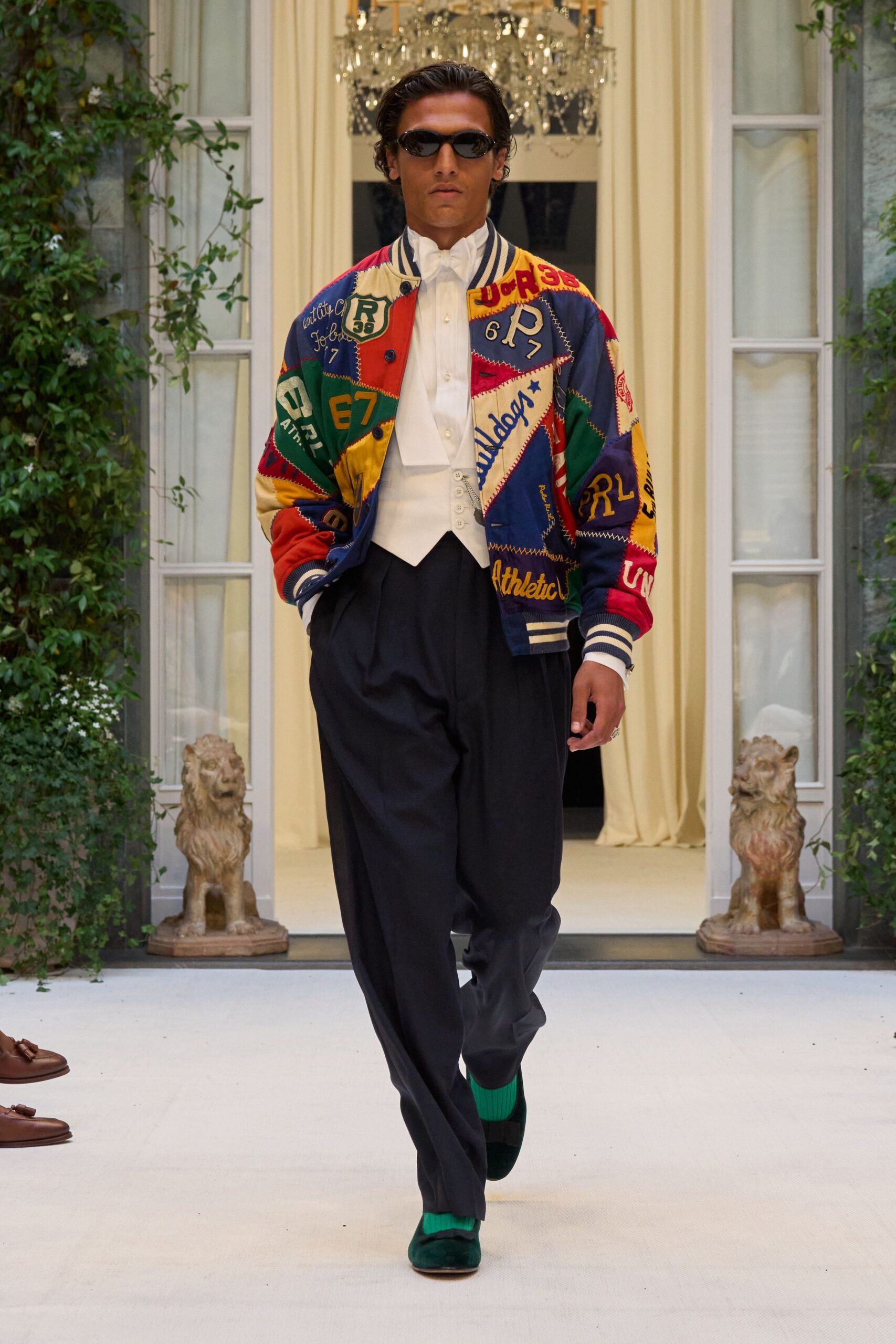 black wool tailored pleated pants