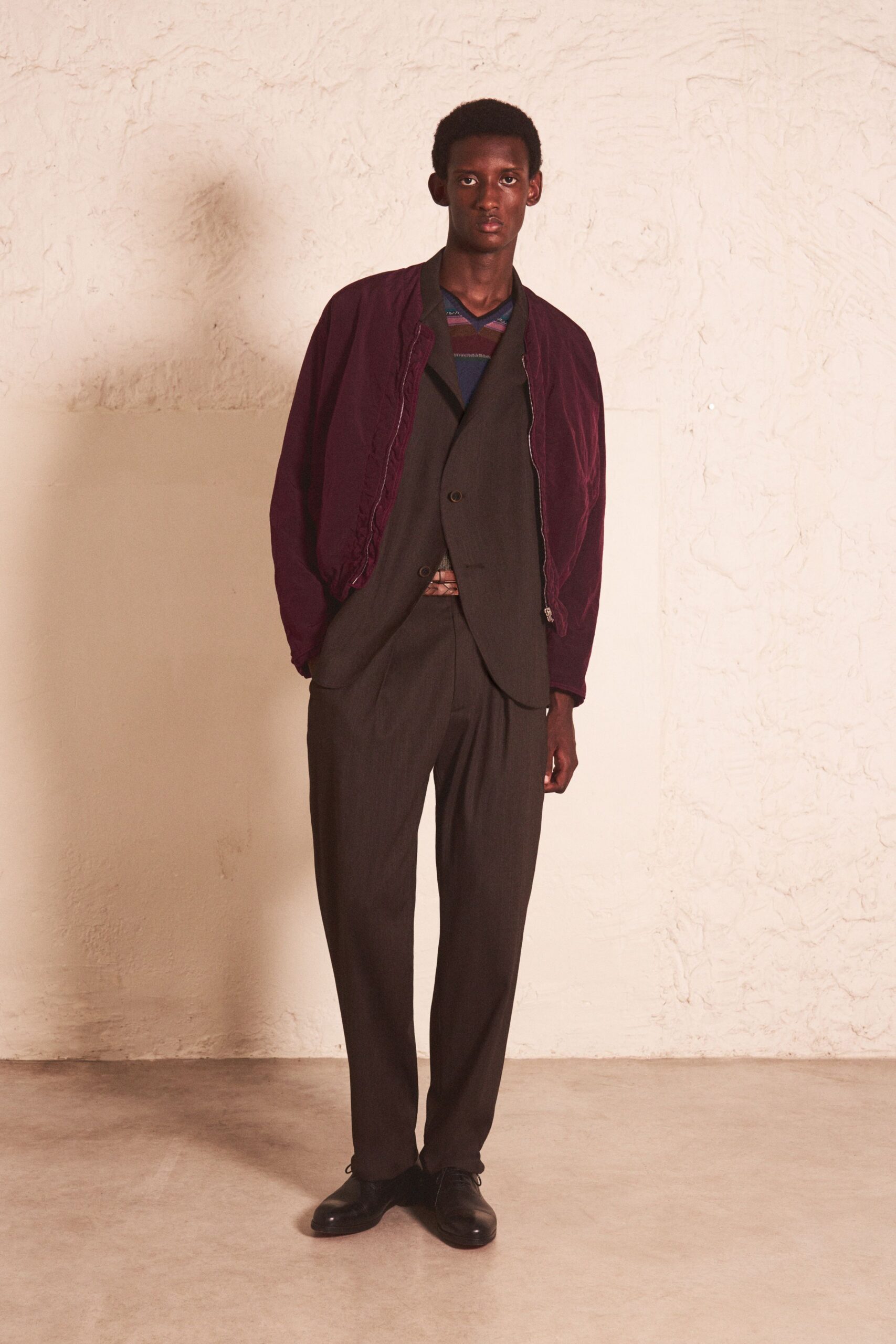 gray wool long-sleeve collared tailored buttoned suit