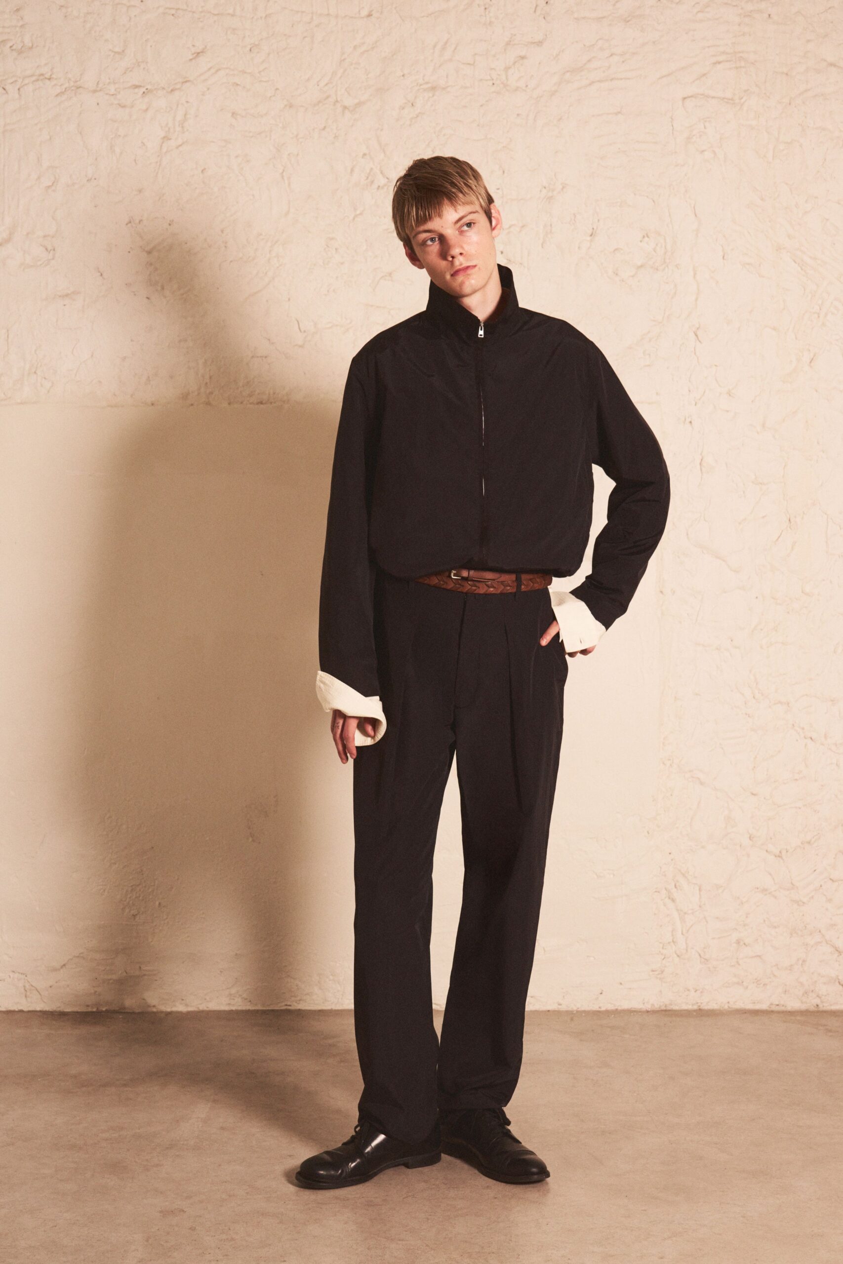 black cotton fitted pleated pants