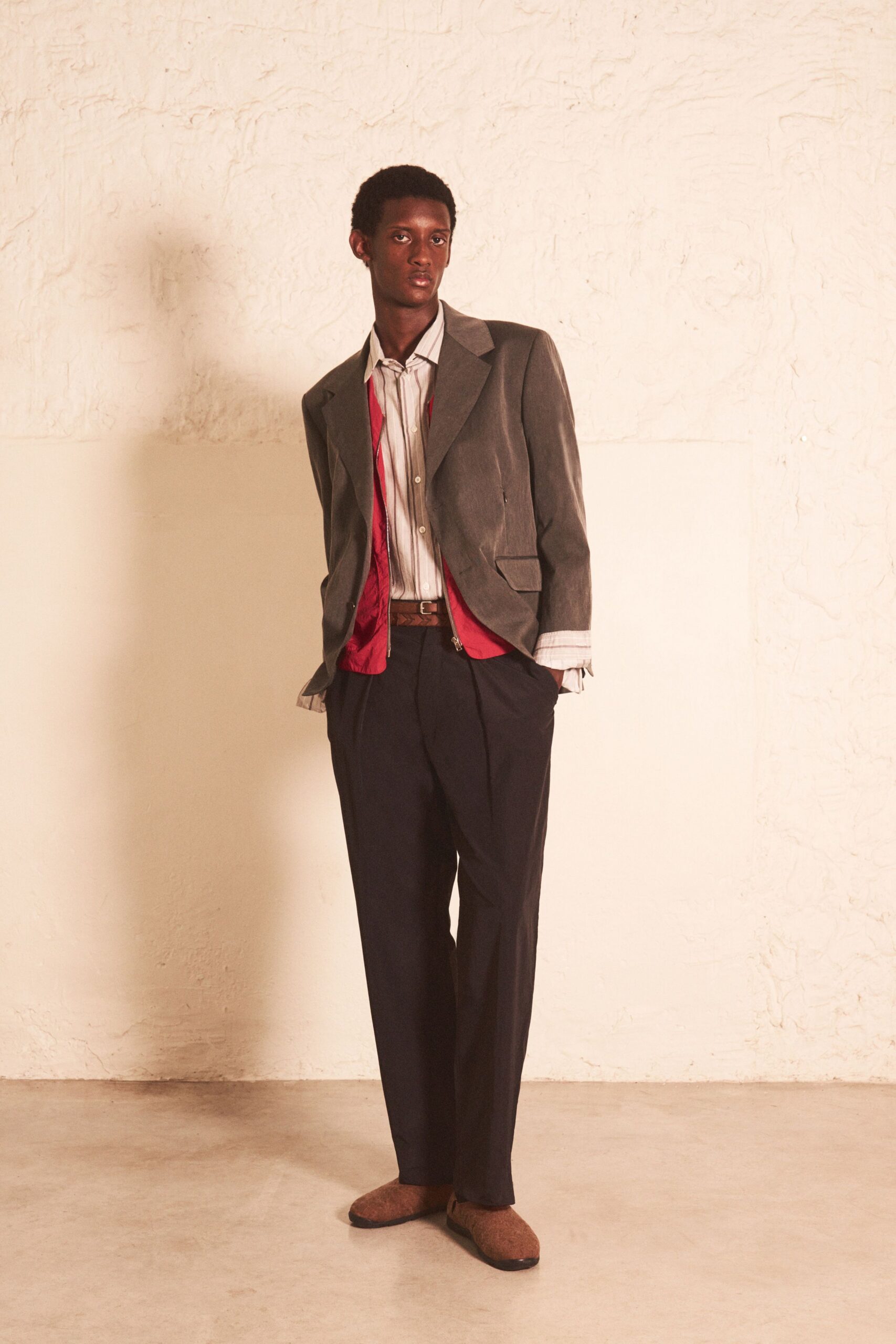 black cotton relaxed pleated pants