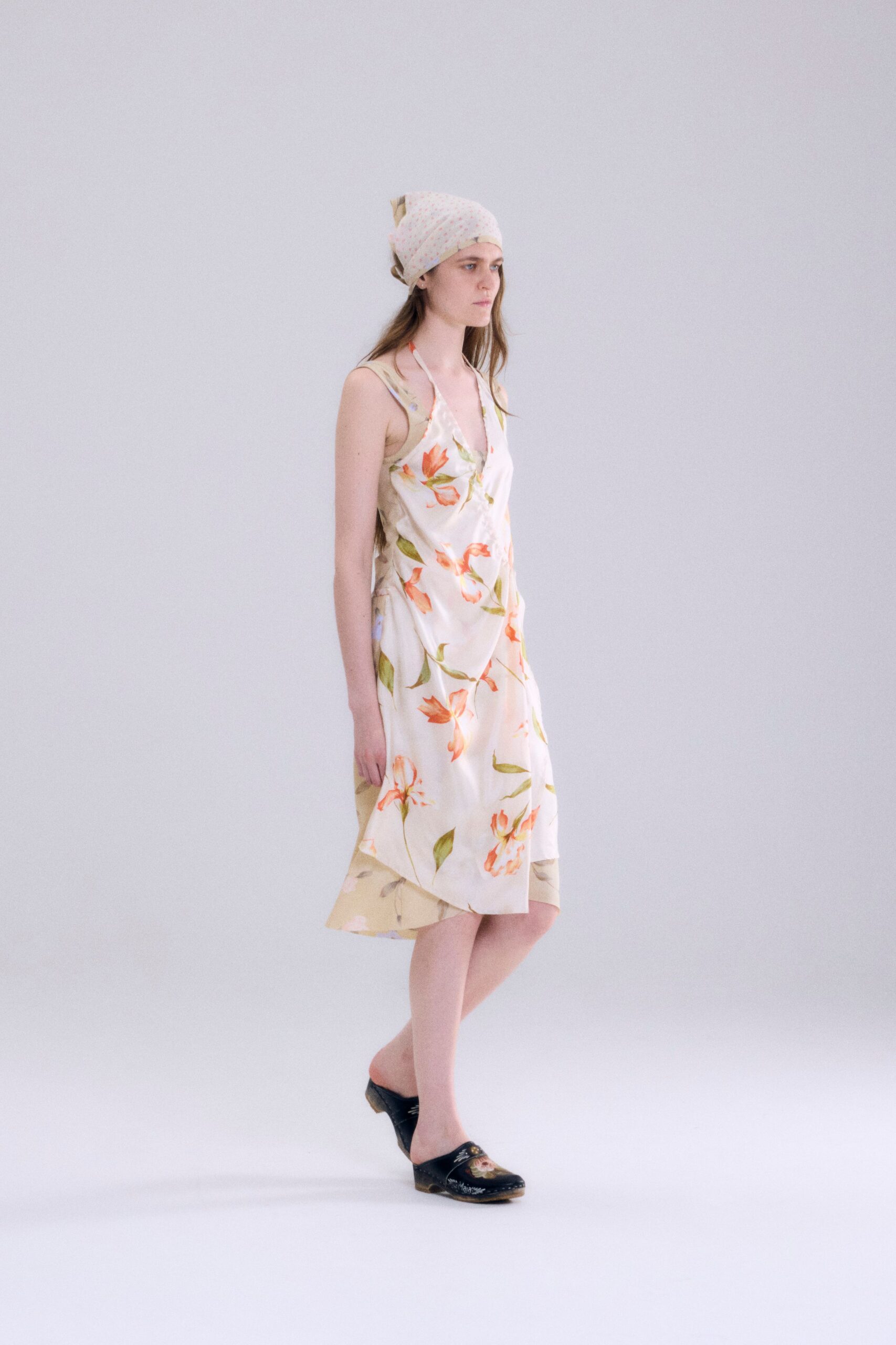 floral midi dress with hat