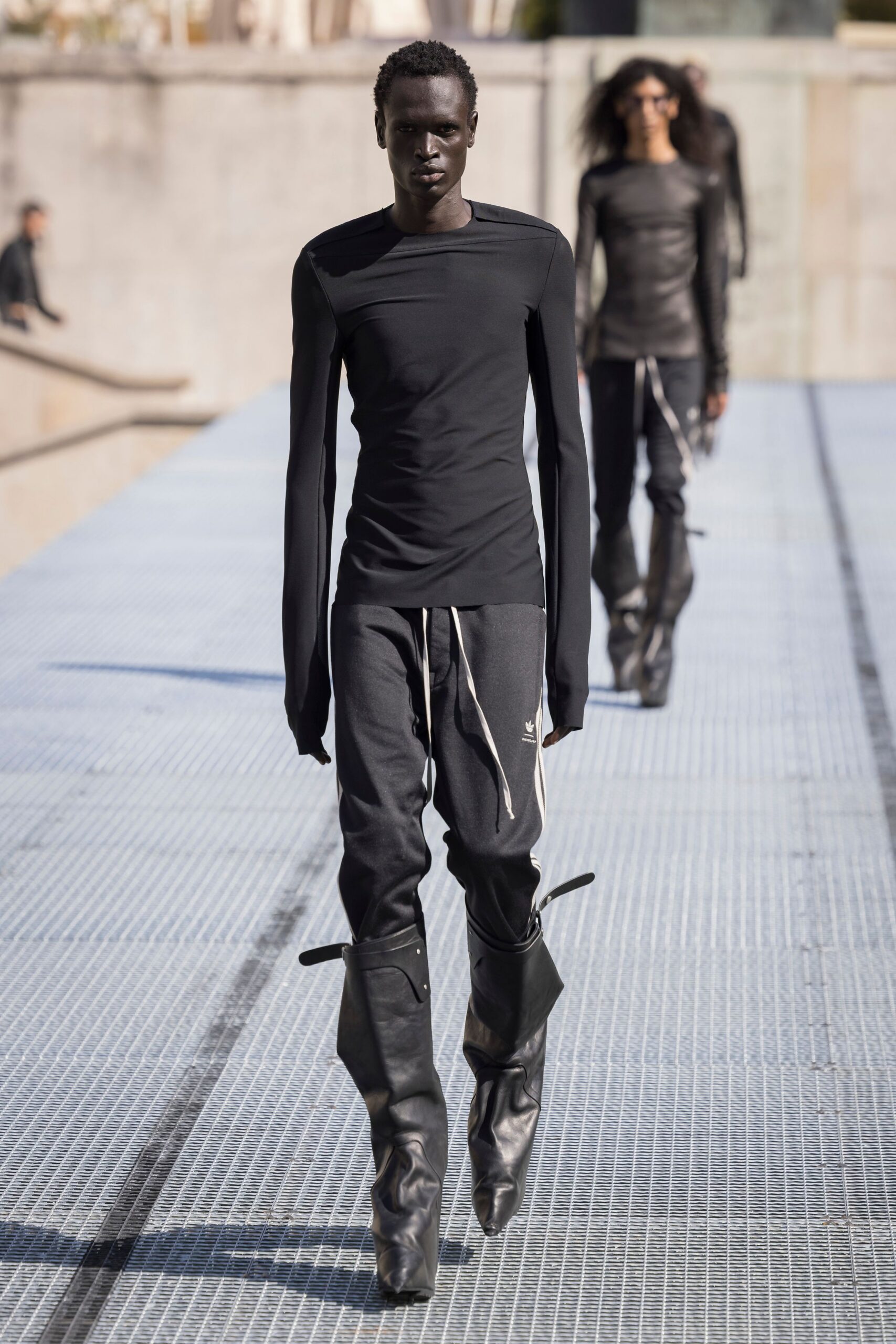 black fitted top relaxed pants