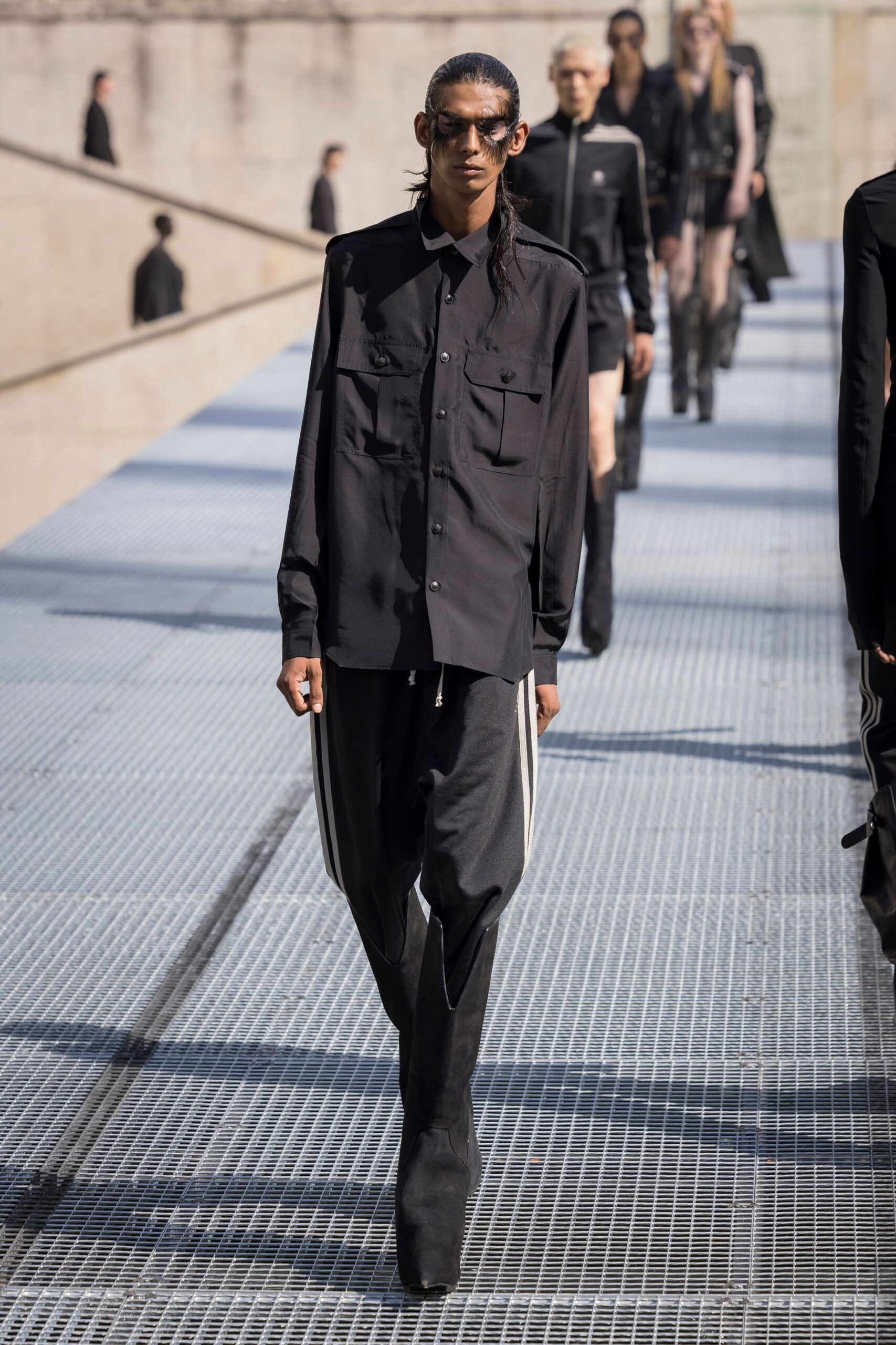 black relaxed shirt and pants