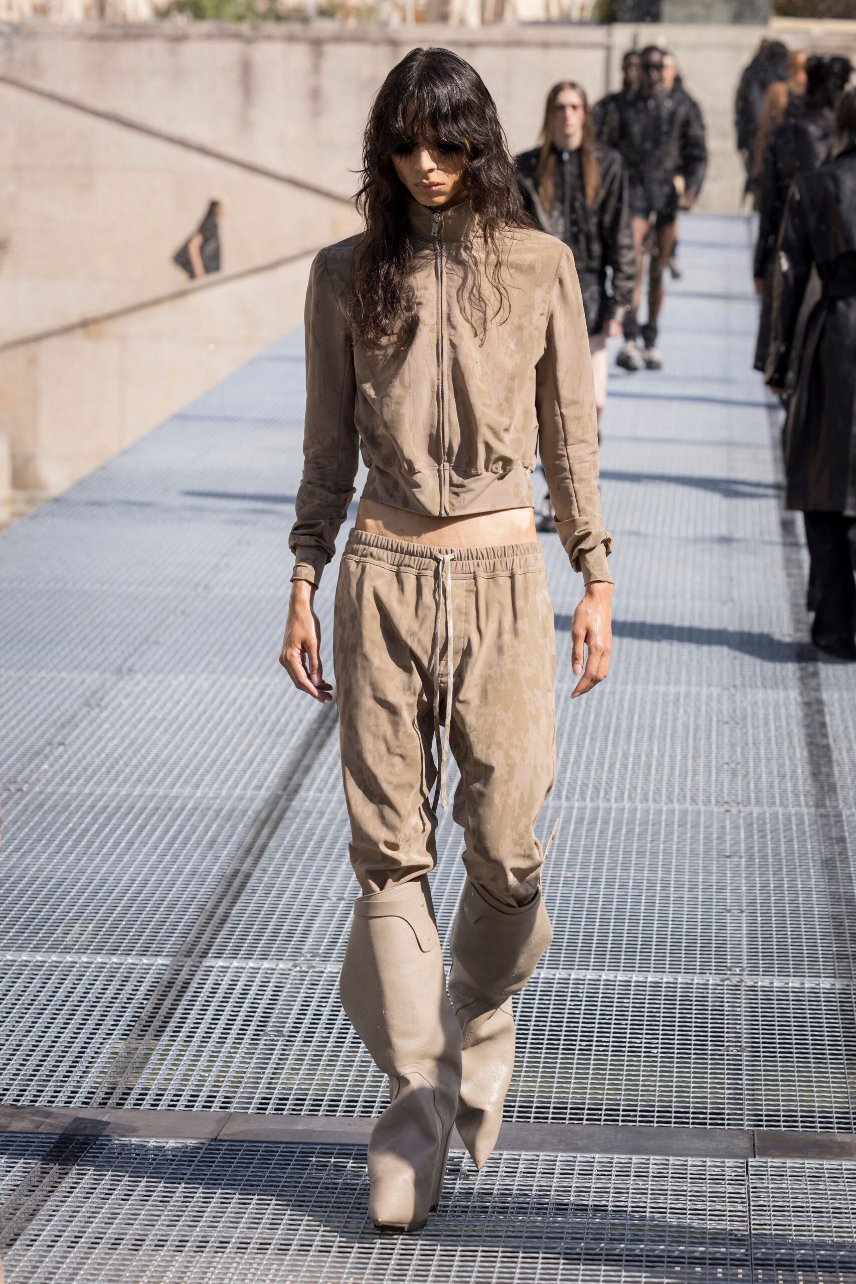 beige fitted jacket relaxed pants