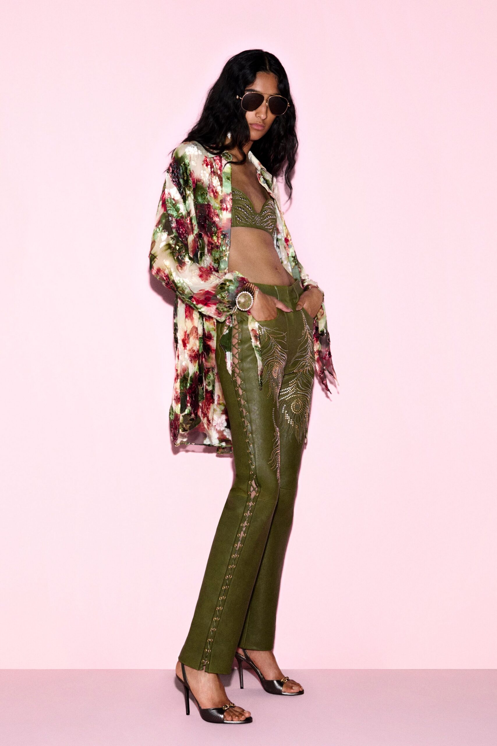 green cotton fitted straight-leg pants