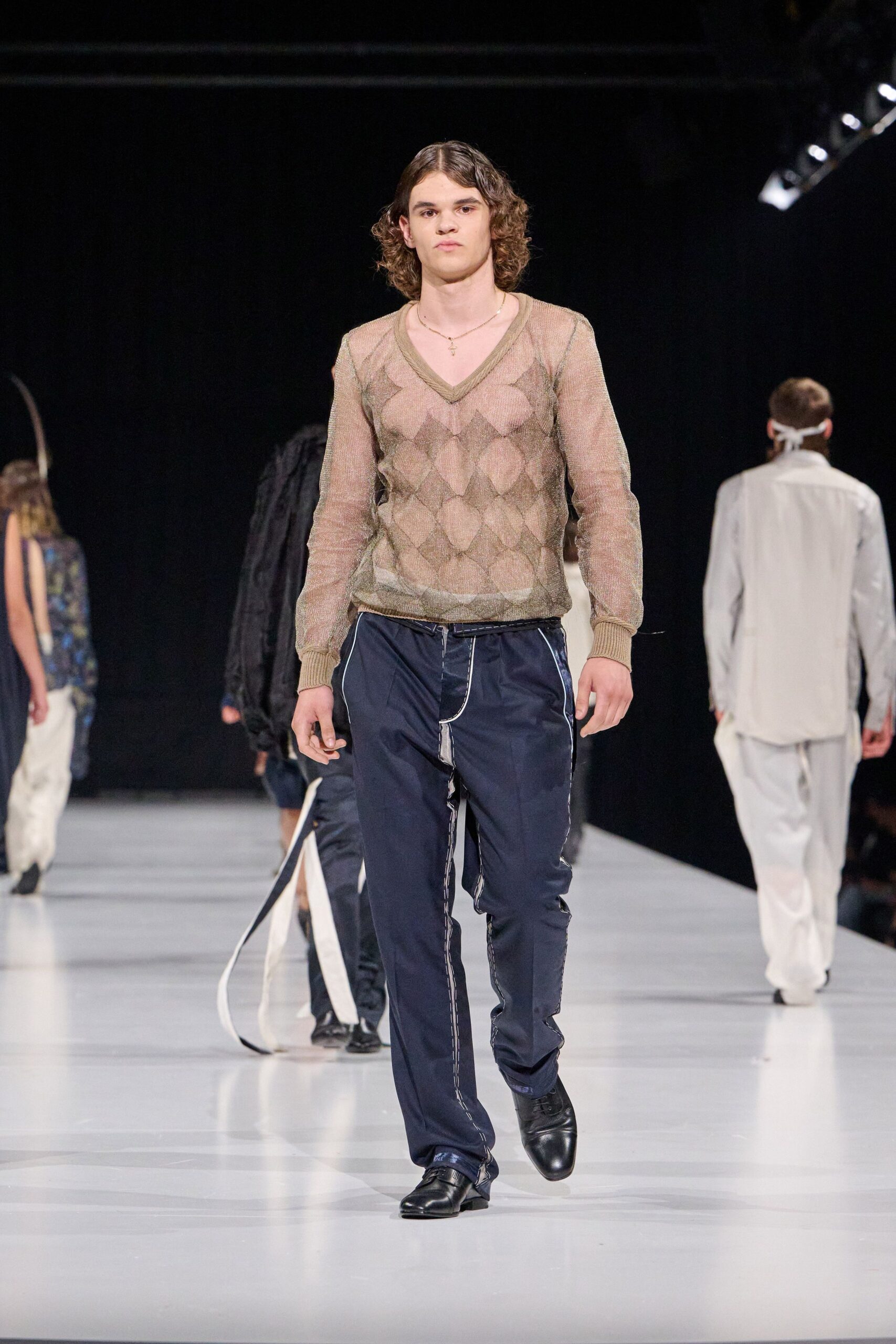 beige knit long-sleeve v-neck fitted textured sweater