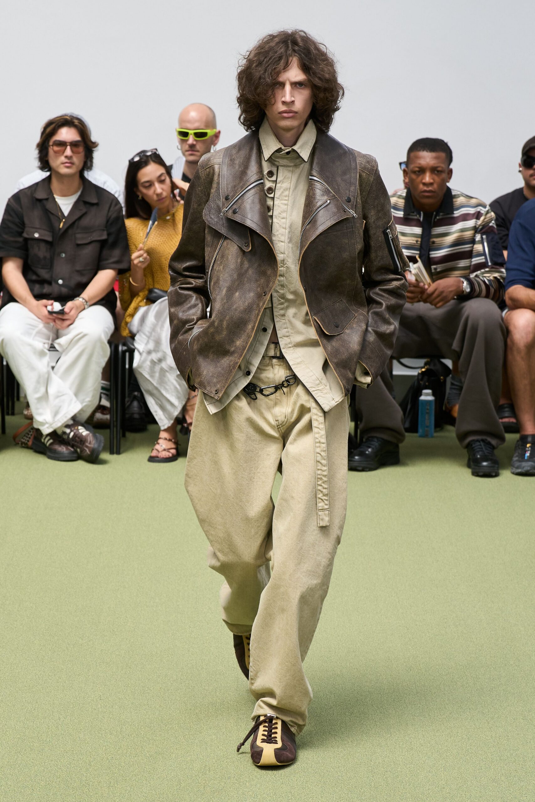 brown leather long-sleeve collared fitted zippered jacket
