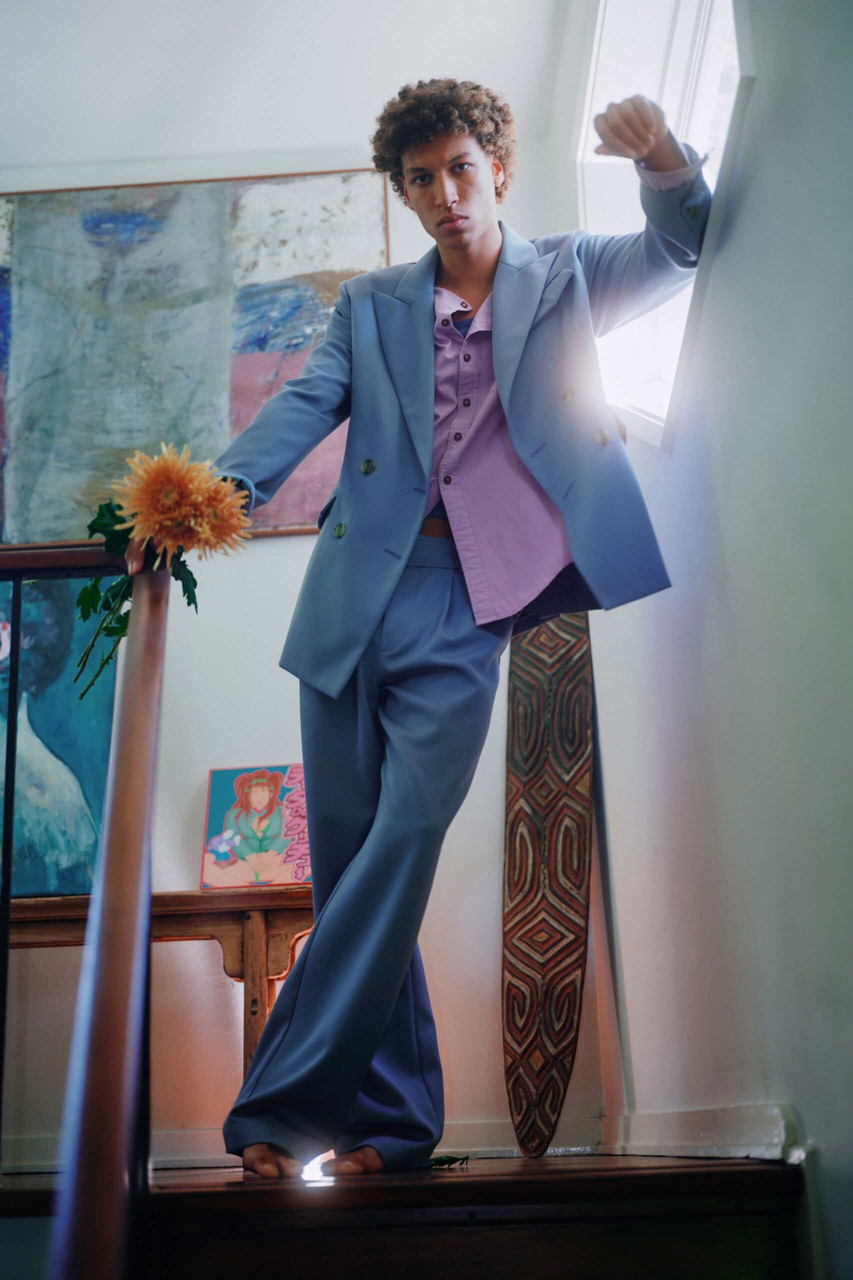 blue long-sleeve collared tailored suit