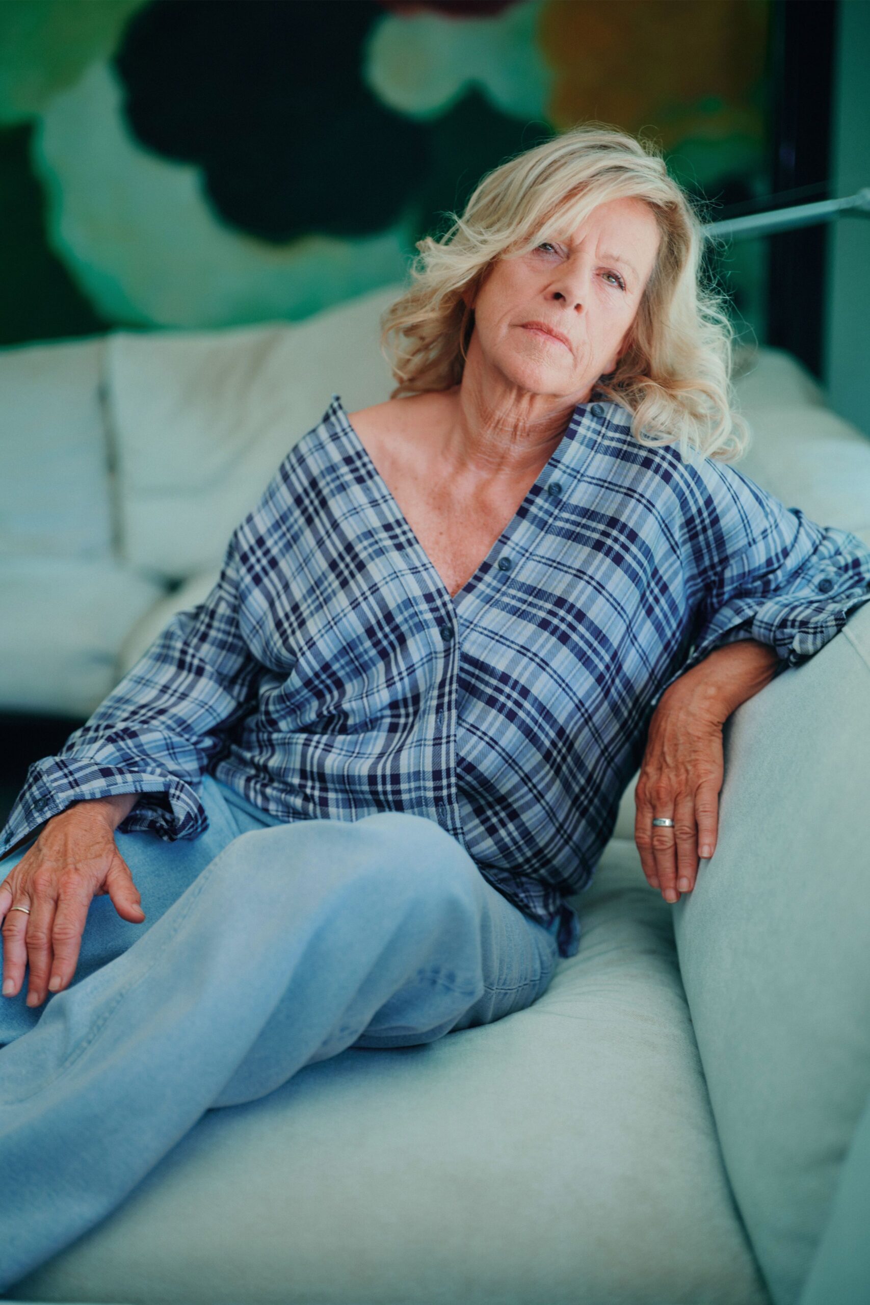 blue cotton long-sleeve v-neck relaxed checked shirt