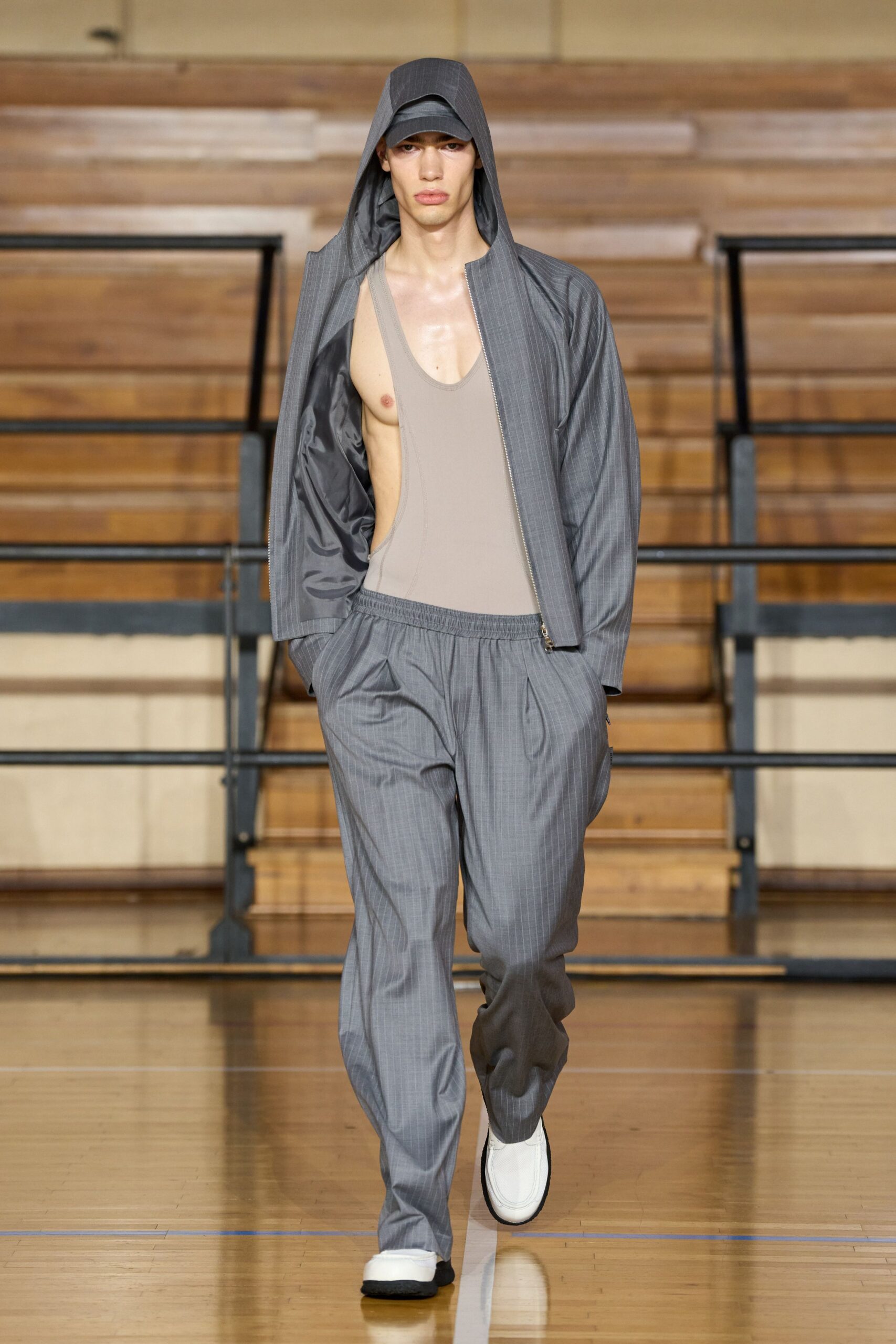 gray cotton hooded long-sleeve relaxed zippered jacket