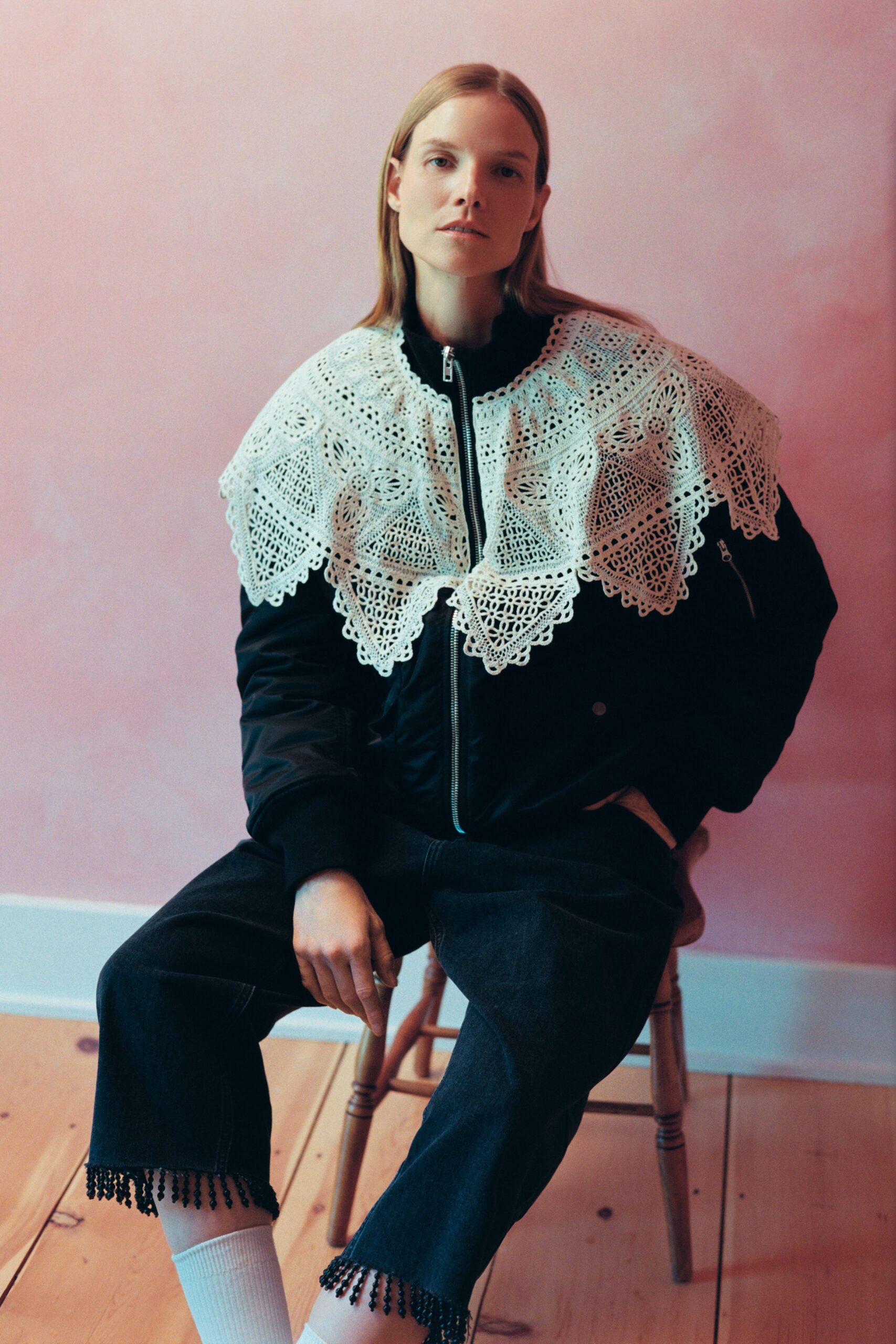 black cotton long-sleeve collared relaxed zippered jacket