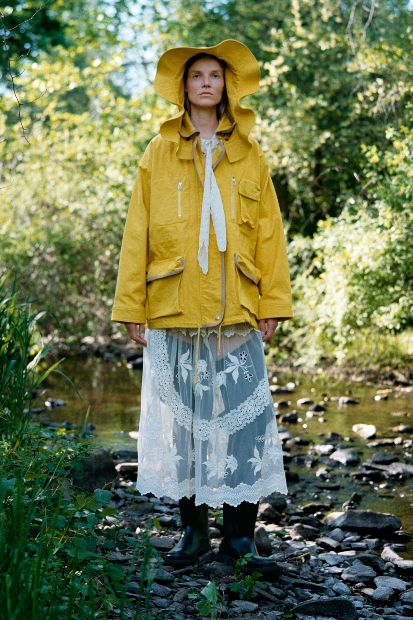 yellow cotton hooded long-sleeve relaxed zippered pockets jacket