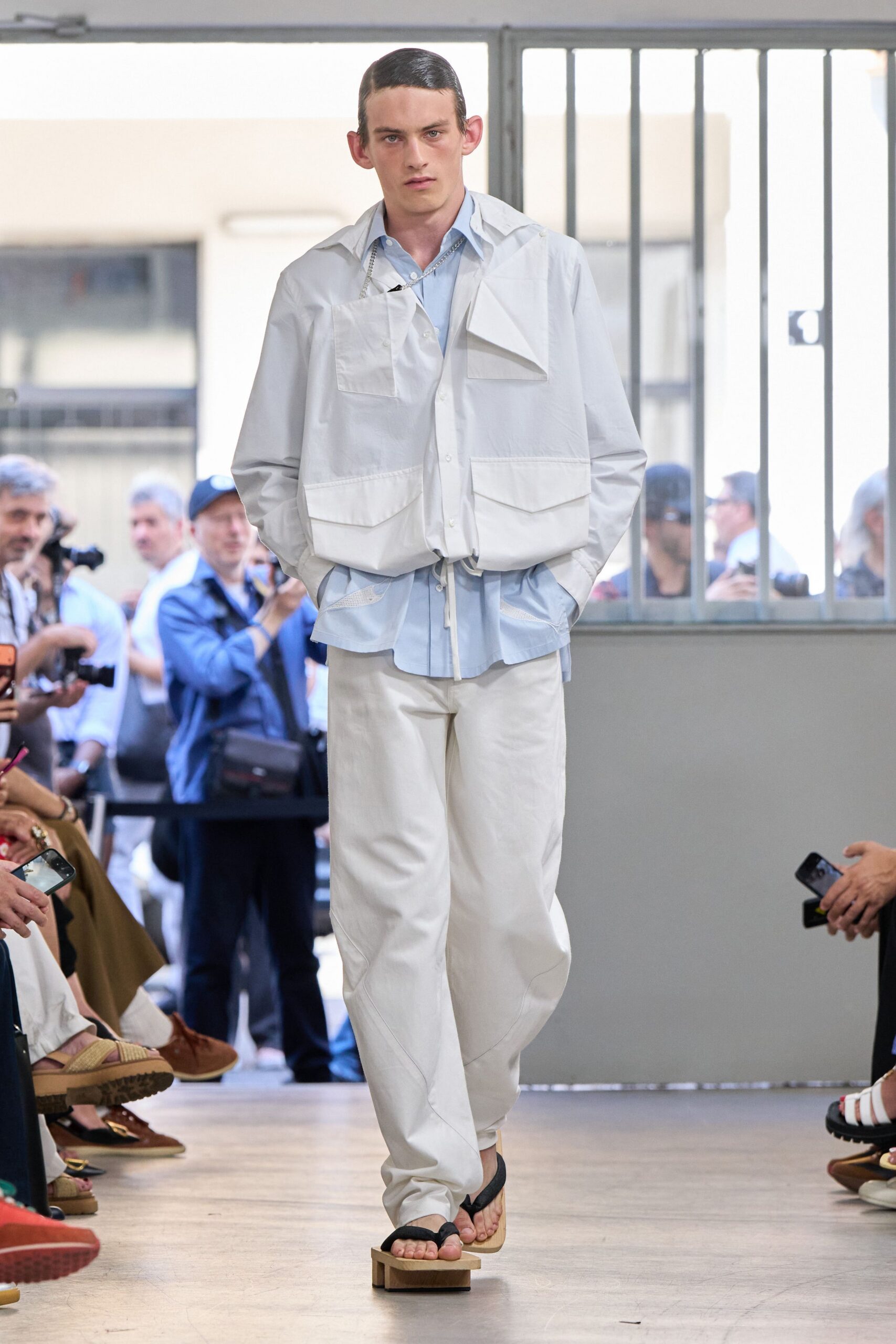 white cotton long-sleeve collared relaxed zippered jacket