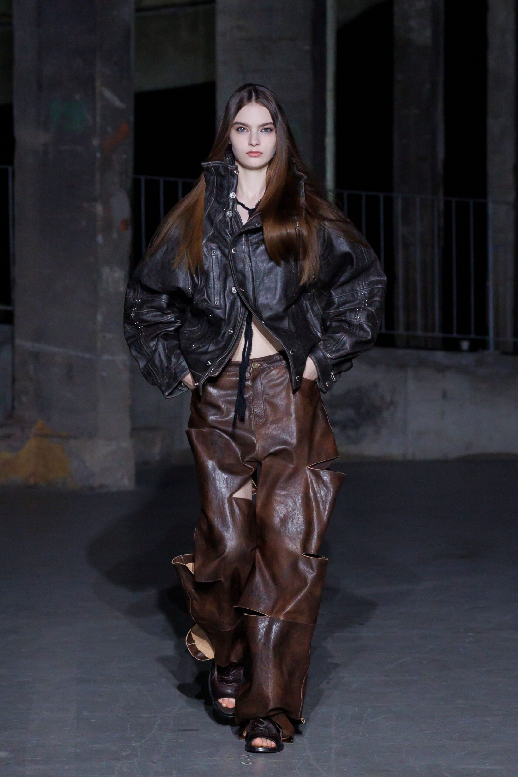 black leather long-sleeve collared oversized zippered jacket
