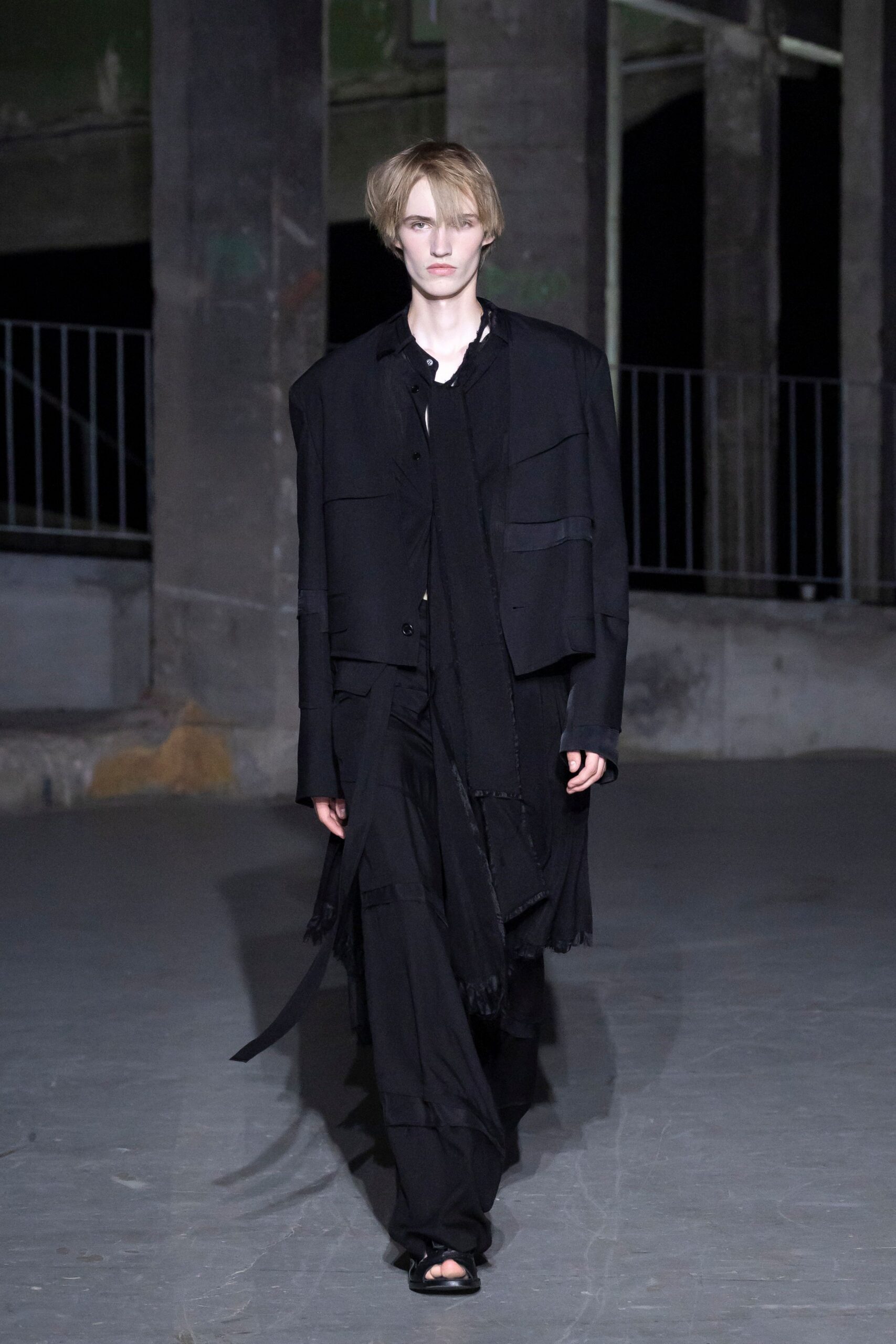 black cotton long-sleeve oversized layered jacket