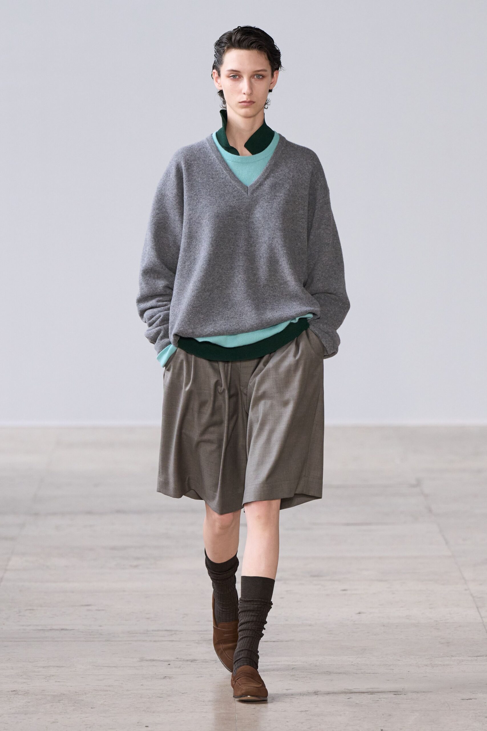 teal cotton long-sleeve v-neck fitted top