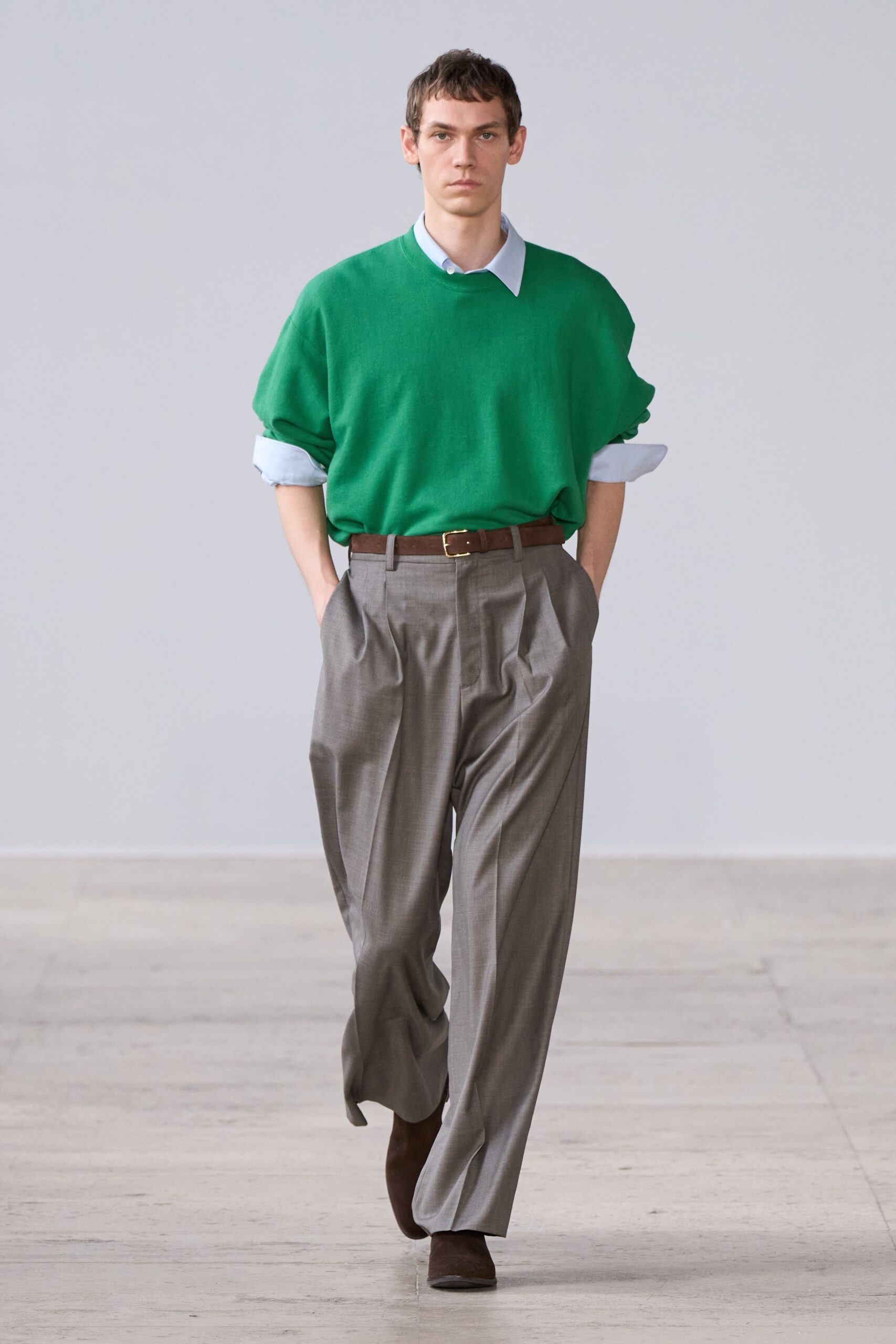 gray relaxed high-waisted pleated pants
