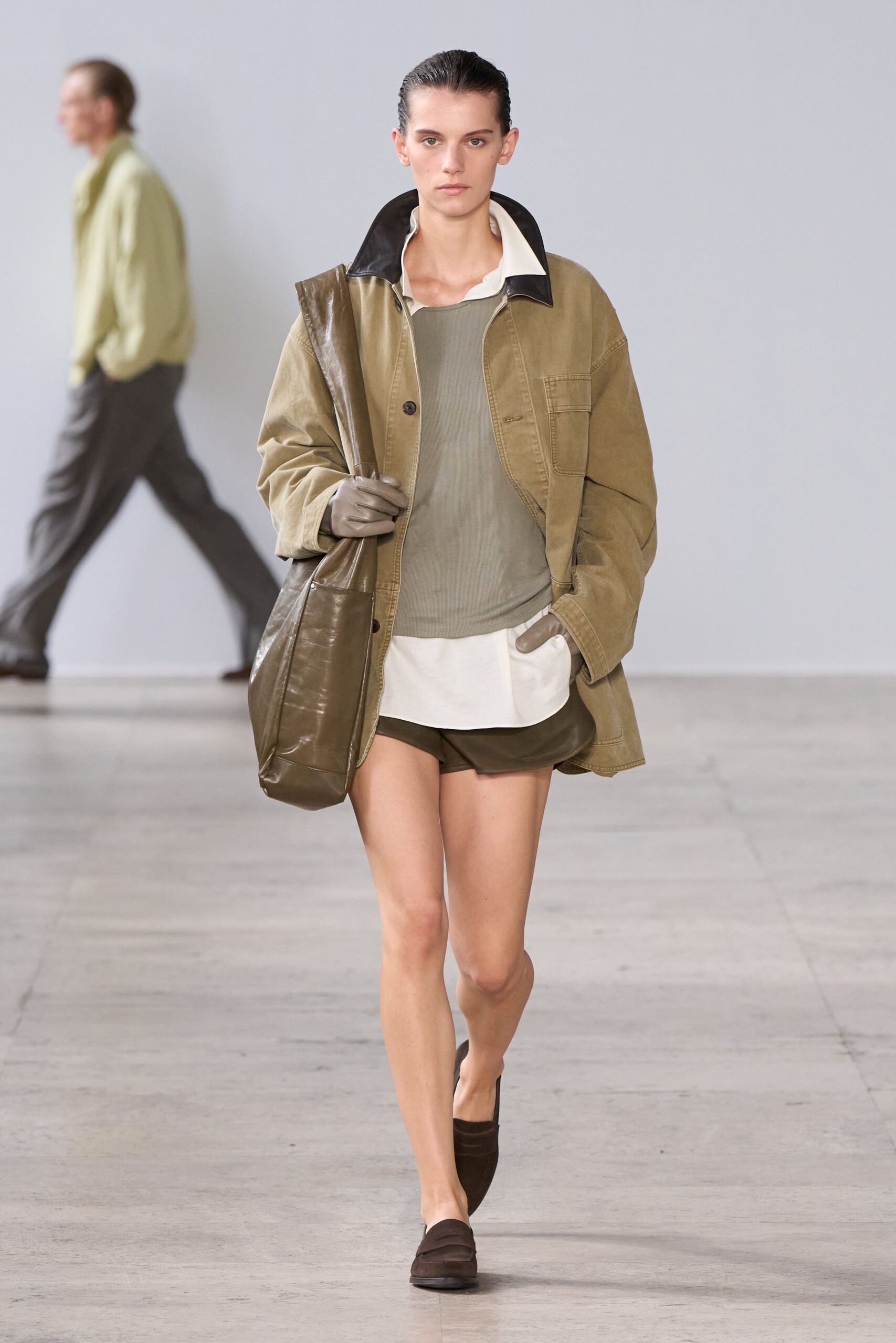 brown cotton long-sleeve collared relaxed jacket