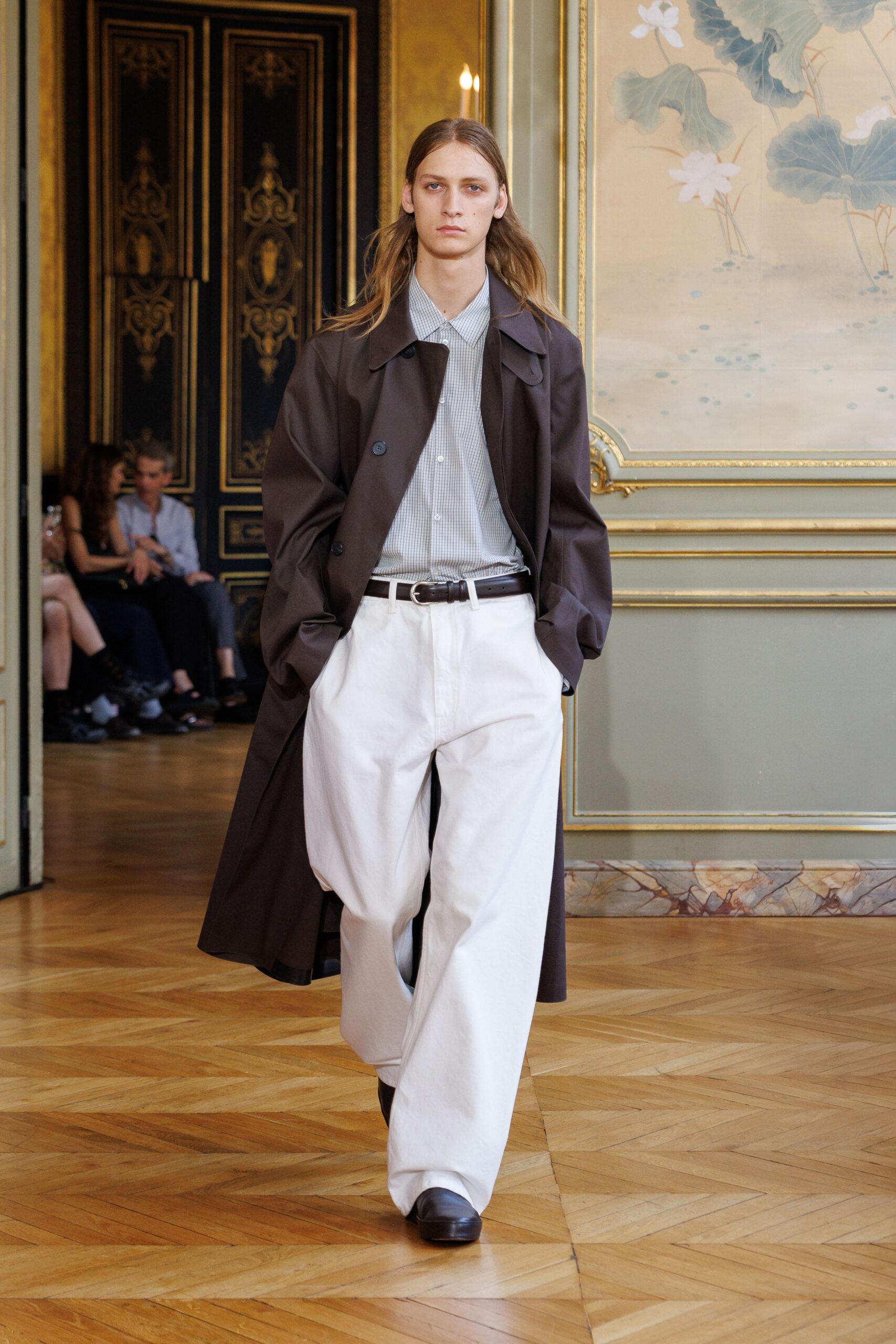 brown cotton long-sleeve collared relaxed coat
