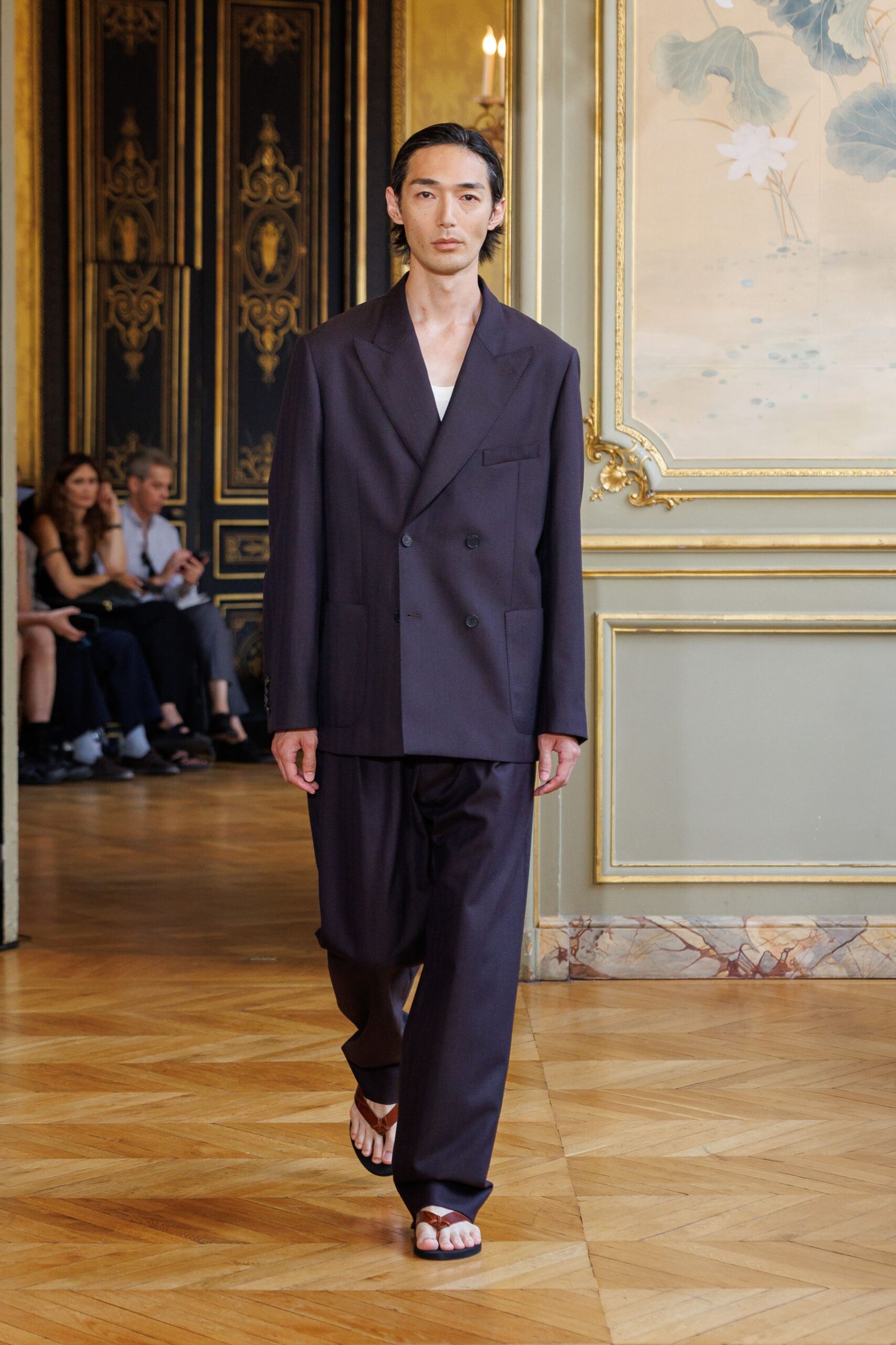 black relaxed suit with sandals