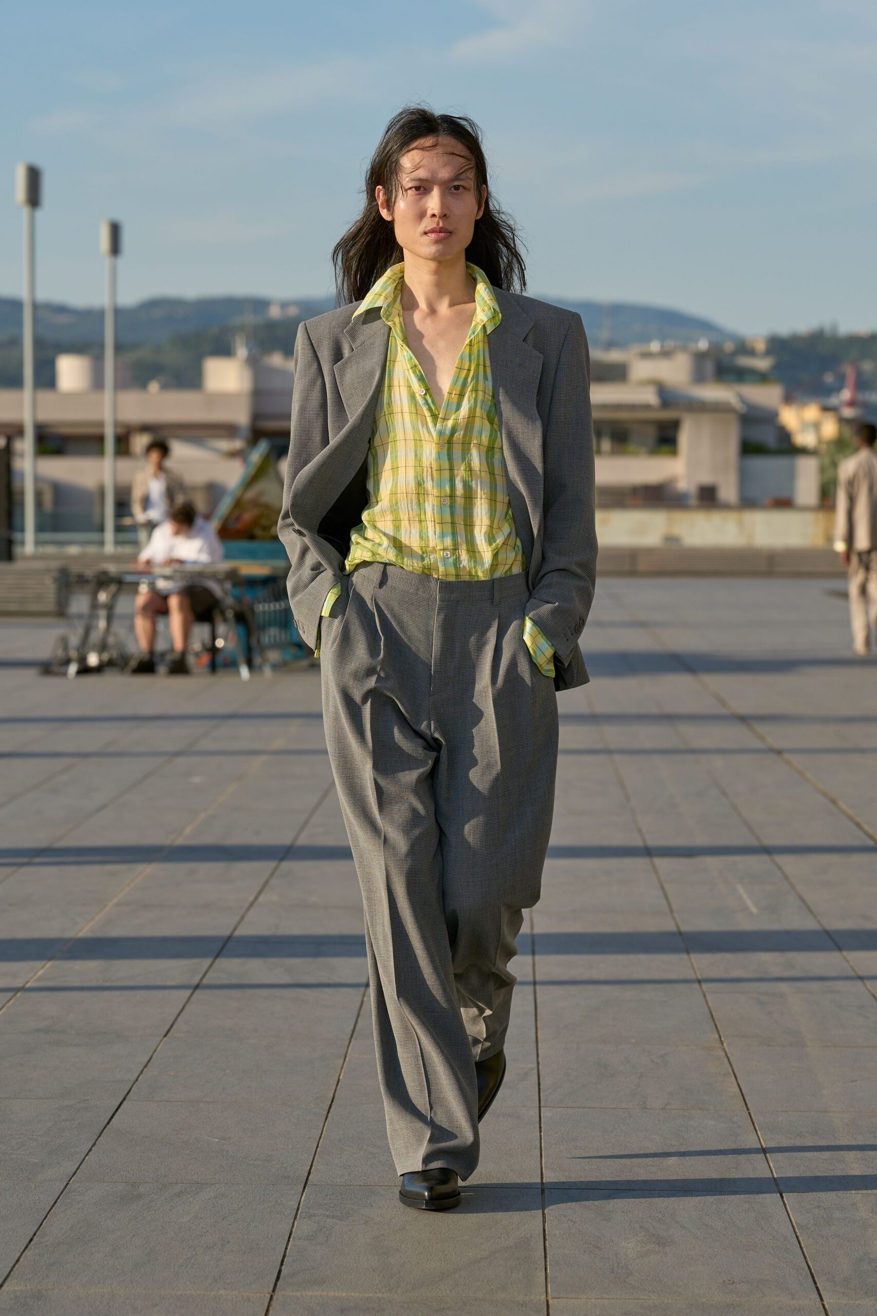 yellow cotton long-sleeve collared fitted checked shirt