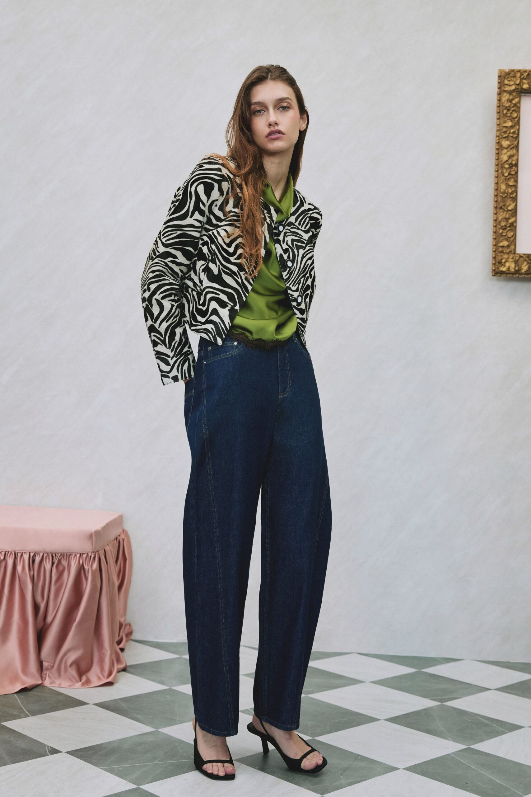 black cotton long-sleeve collared relaxed printed jacket