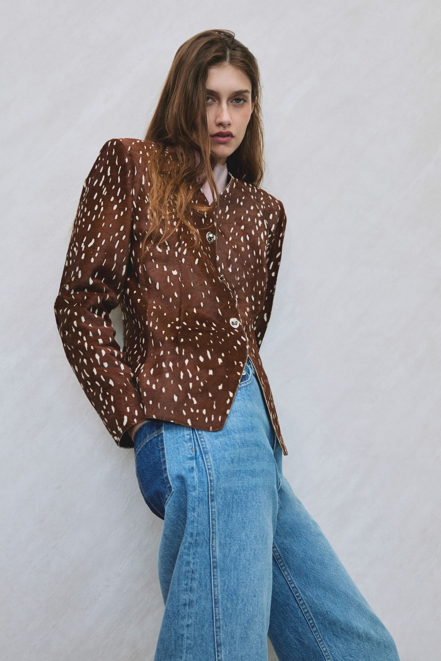 brown leather long-sleeve collared fitted printed jacket