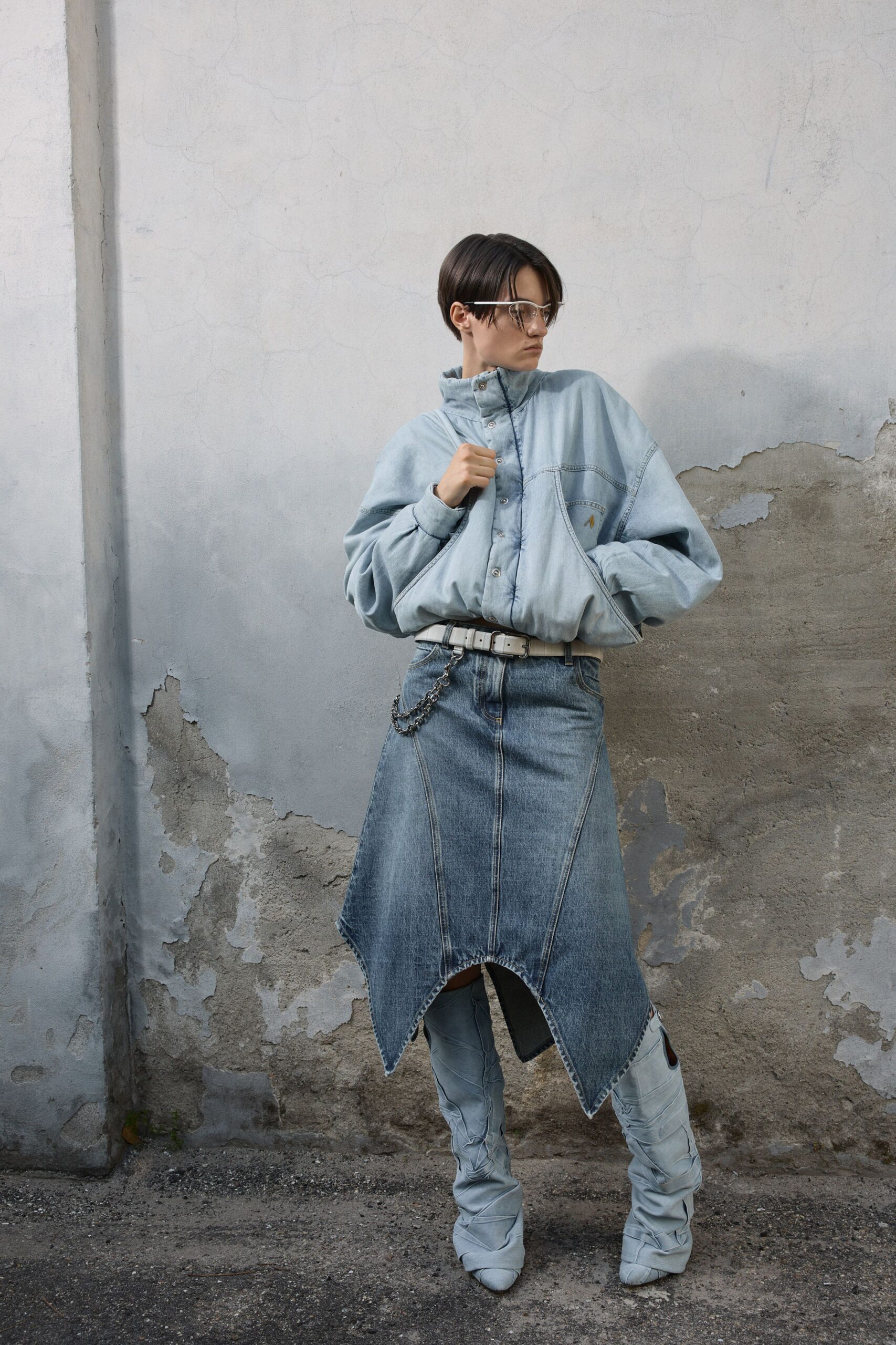blue denim long-sleeve collared oversized zippered jacket