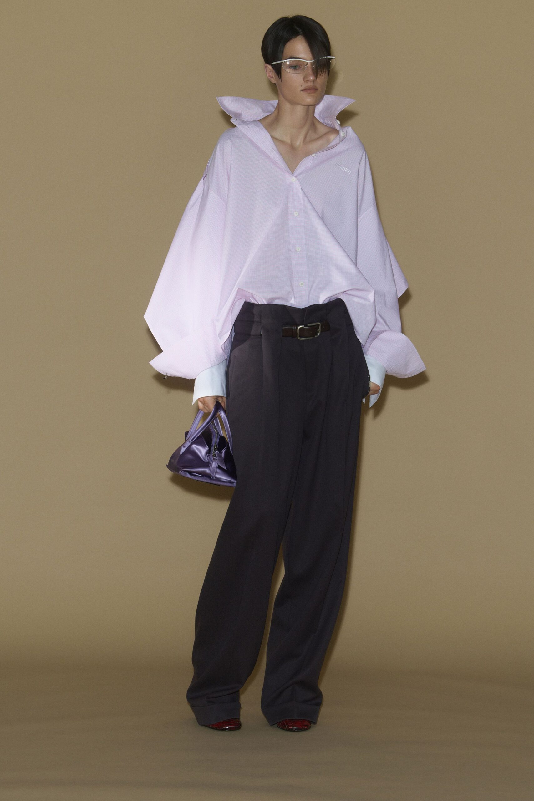purple cotton long-sleeve collared oversized buttoned shirt