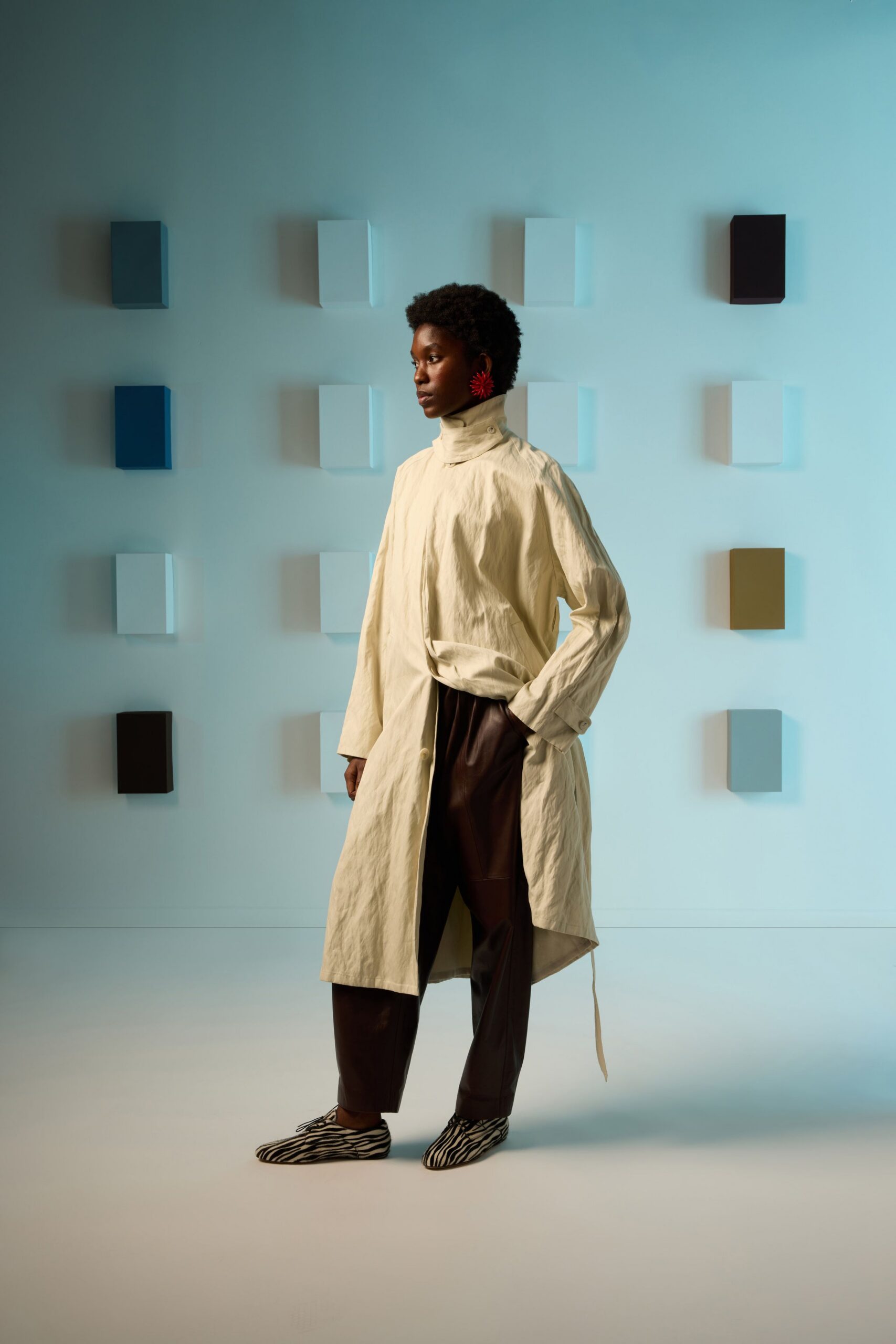 beige cotton long-sleeve collared relaxed zippered midi coat