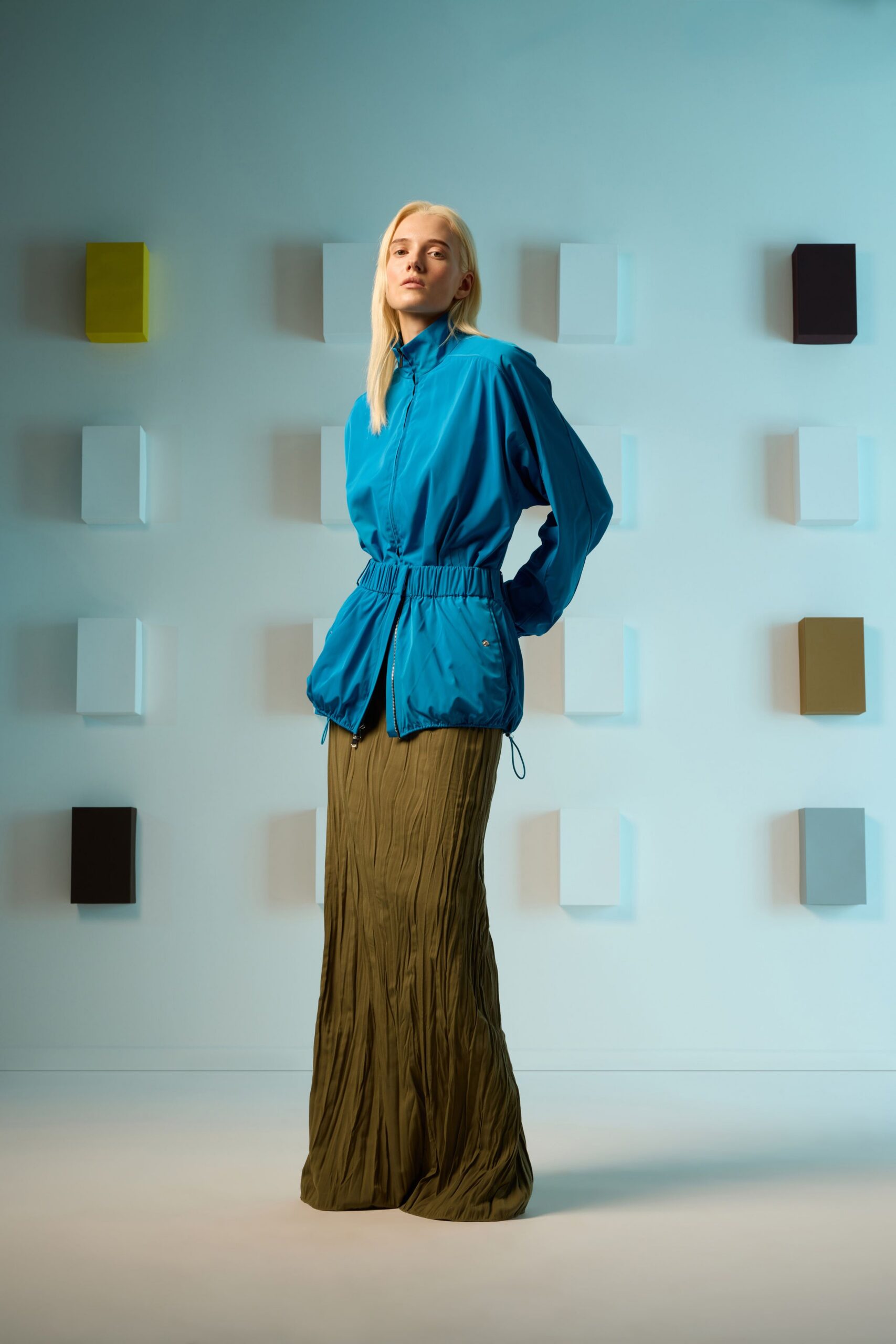 blue cotton long-sleeve collared relaxed zippered top