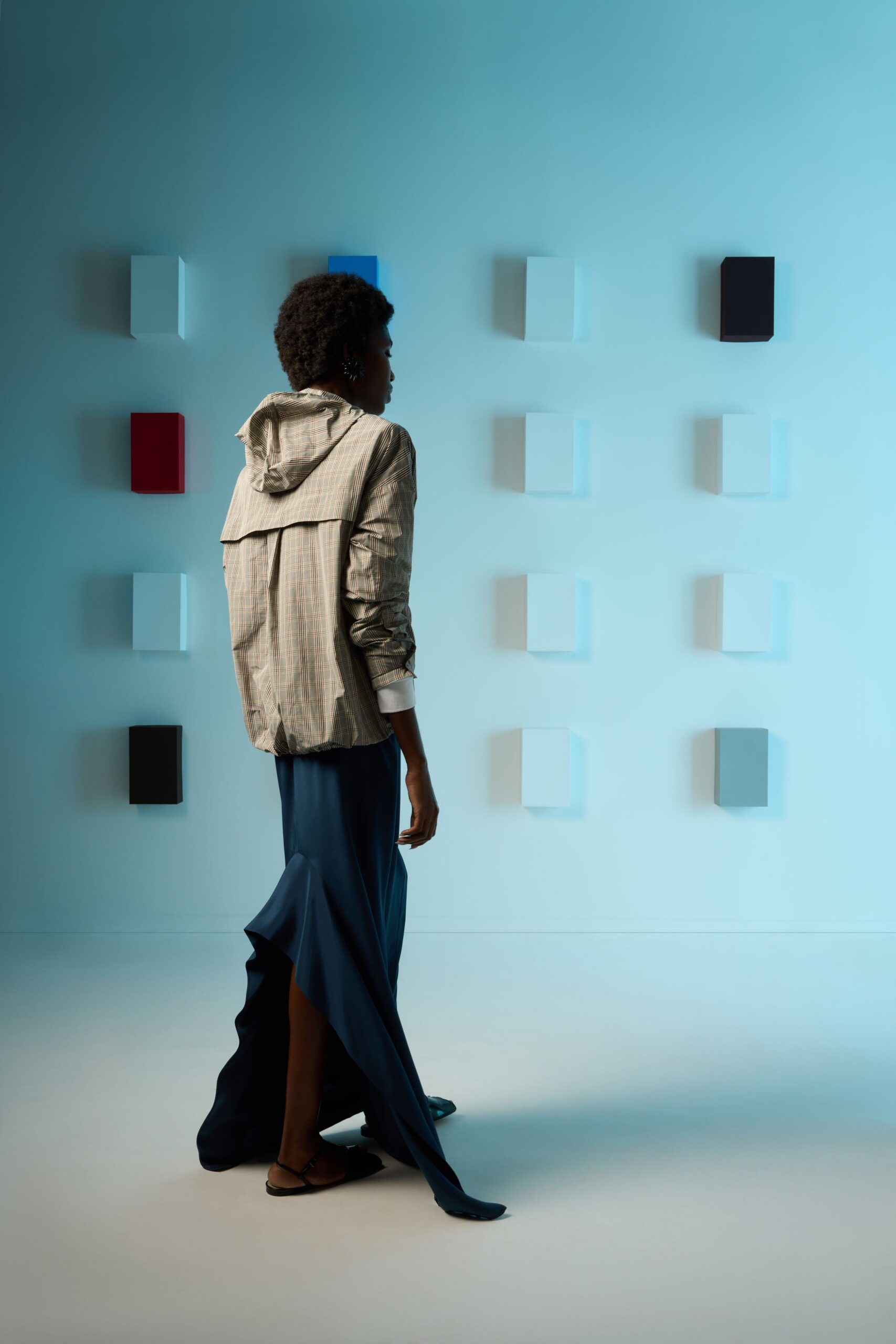 gray cotton long-sleeve hooded relaxed zippered buttoned jacket