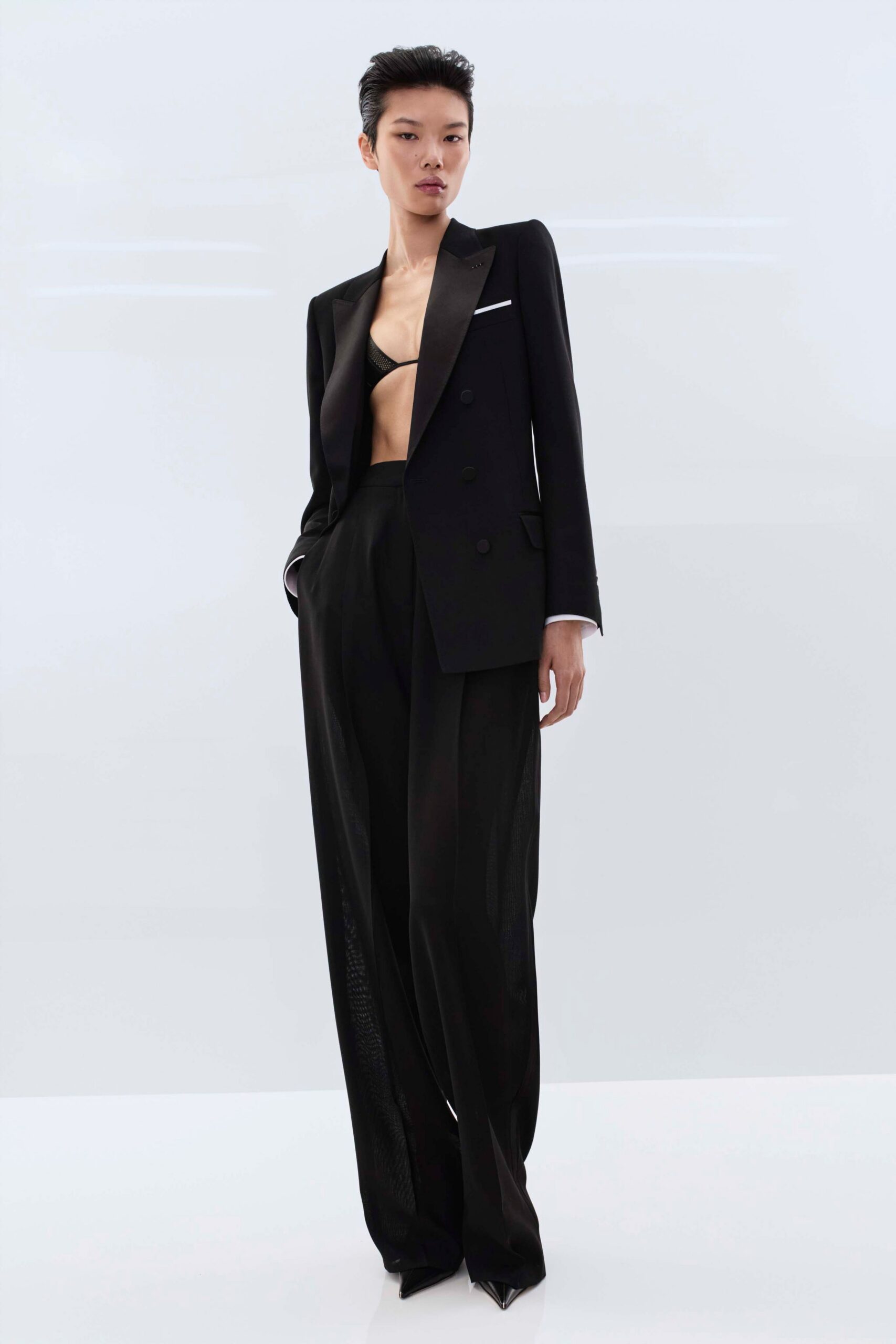 black silk long-sleeve collared tailored blazer