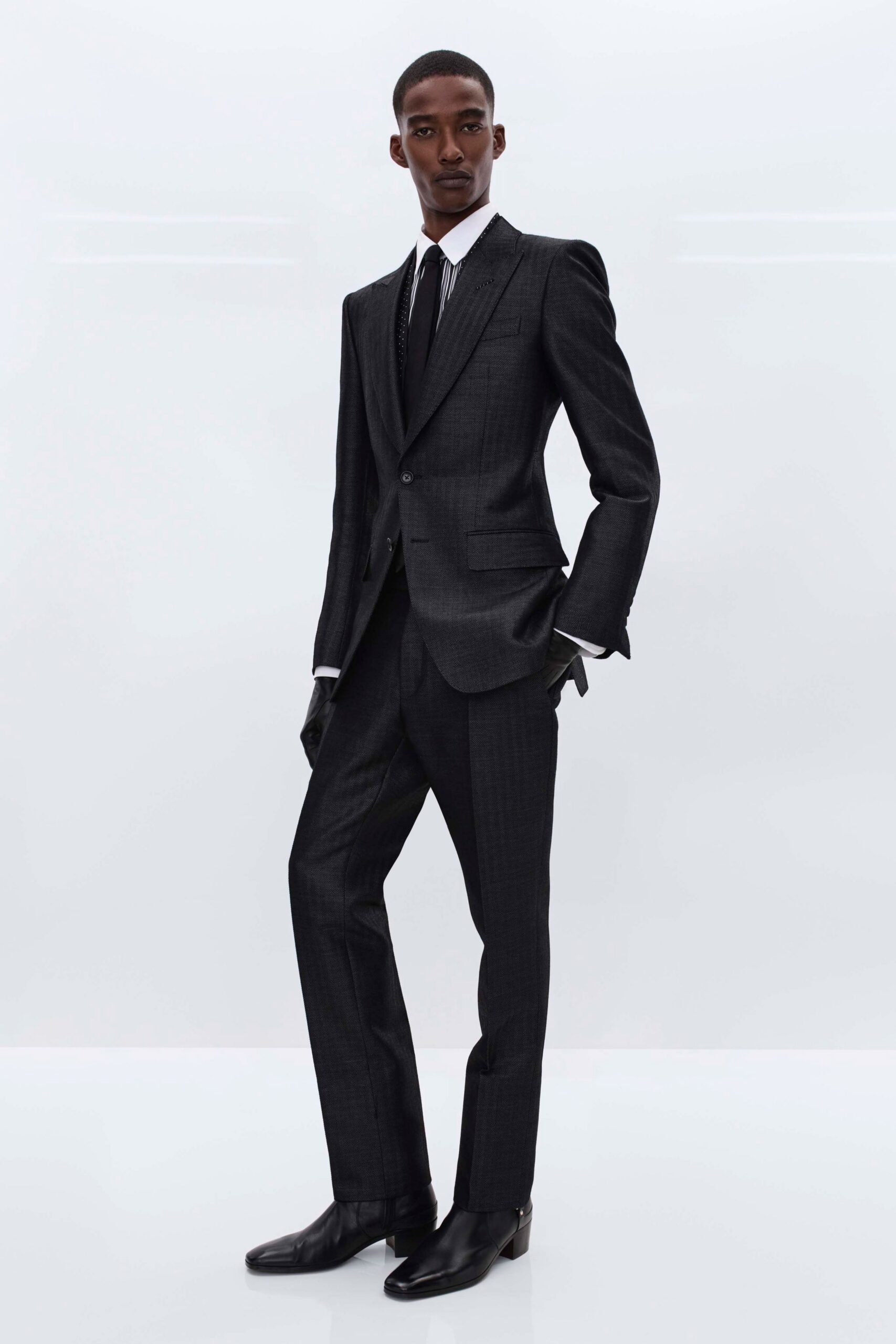 black wool long-sleeve collared tailored checked buttoned suit