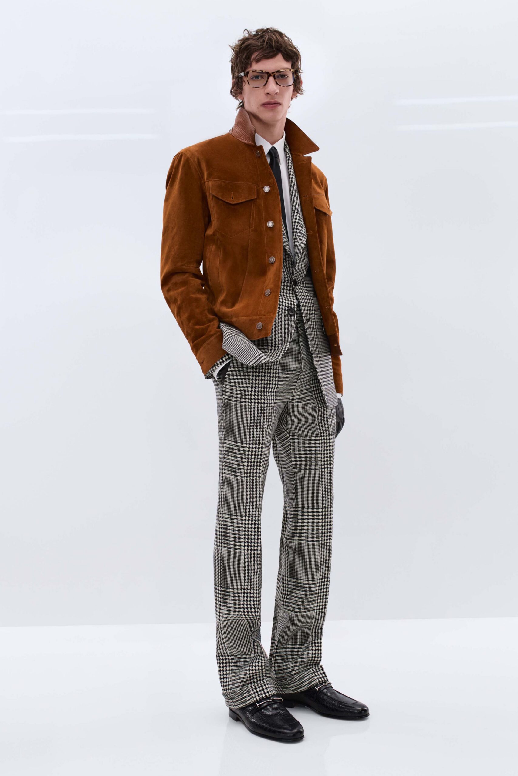 brown suede long-sleeve collared fitted buttoned jacket