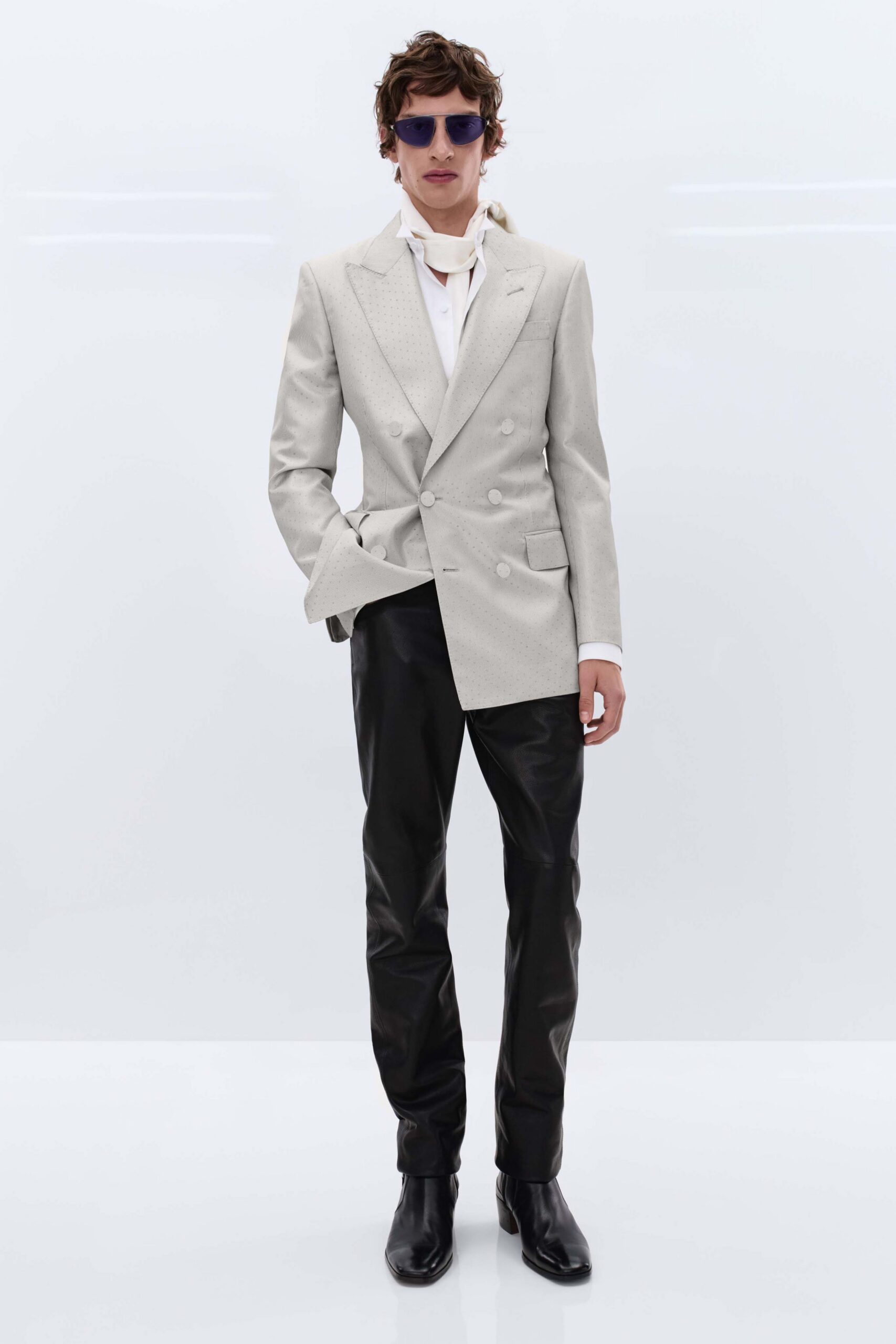 beige cotton long-sleeve collared tailored blazer