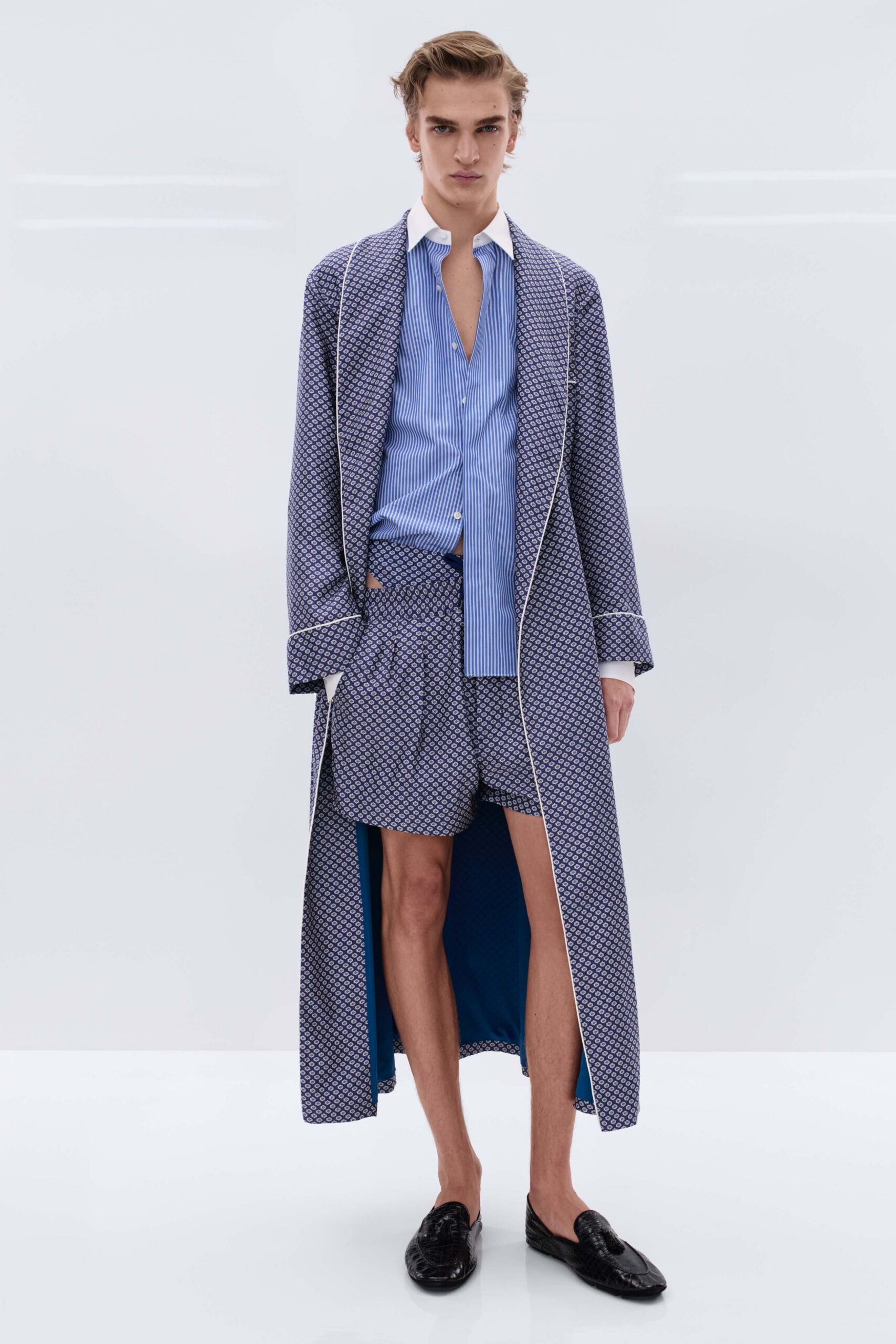 blue cotton long-sleeve collared relaxed printed maxi coat