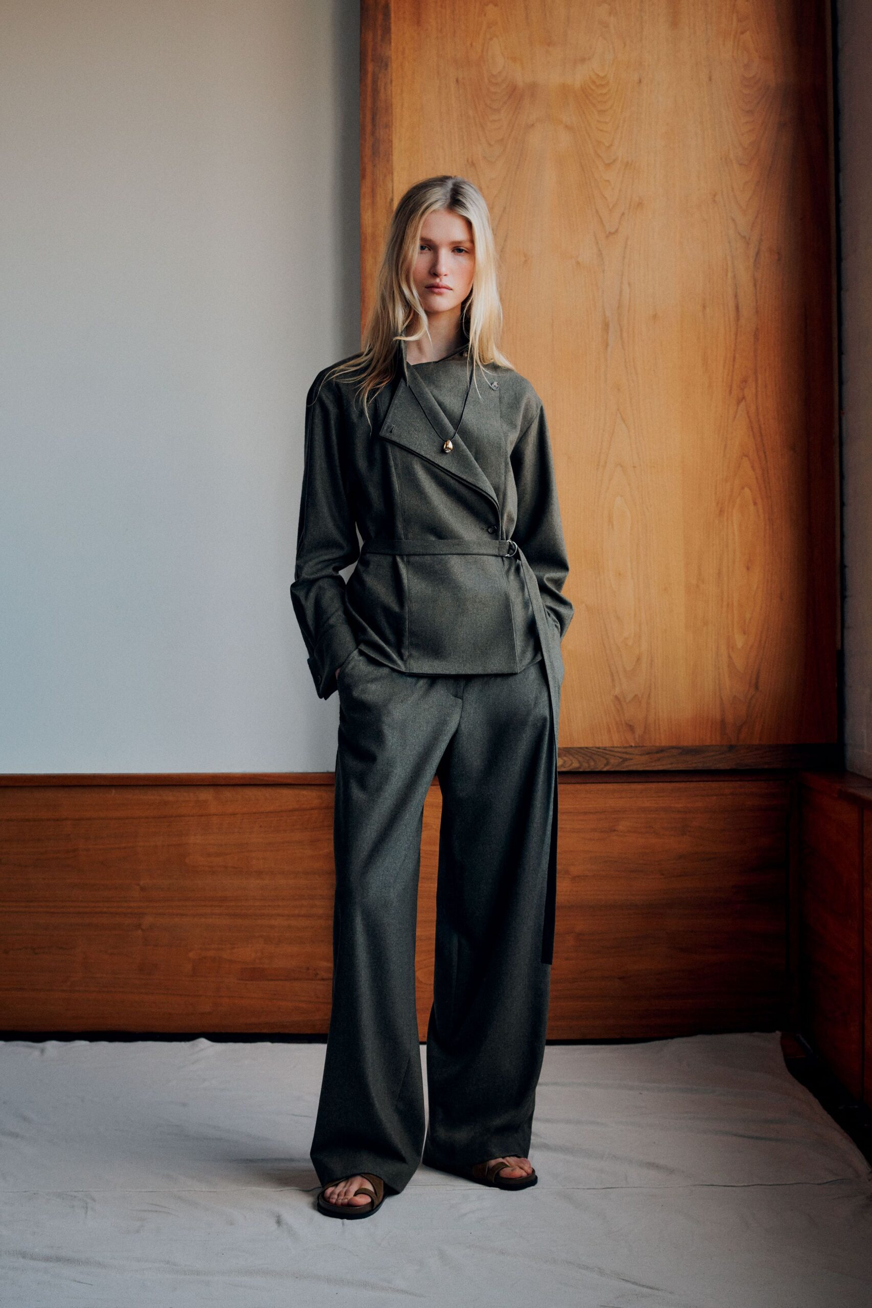 green wool long-sleeve collared relaxed belted jacket