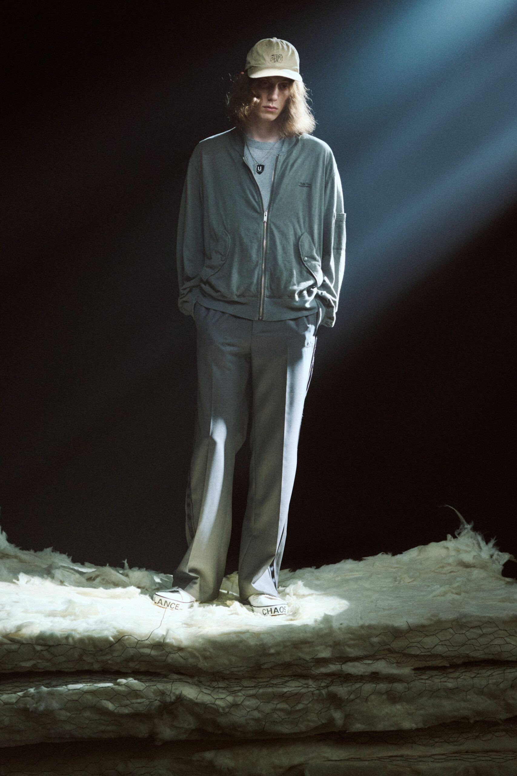 gray cotton long-sleeve collared relaxed jacket