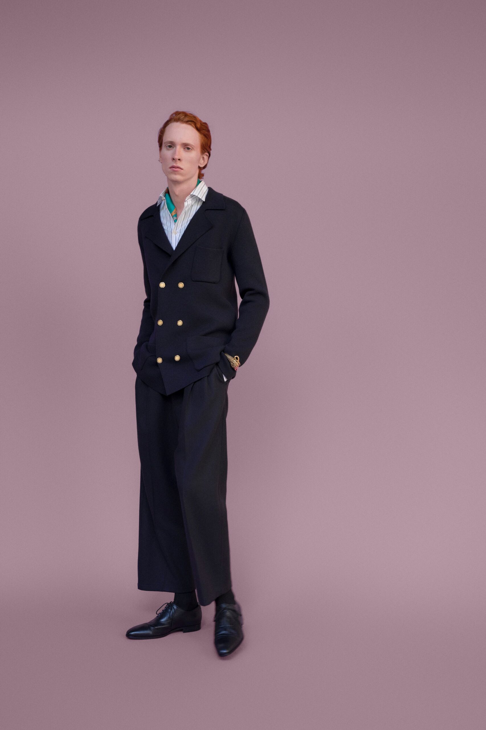 white cotton long-sleeve collared fitted shirt