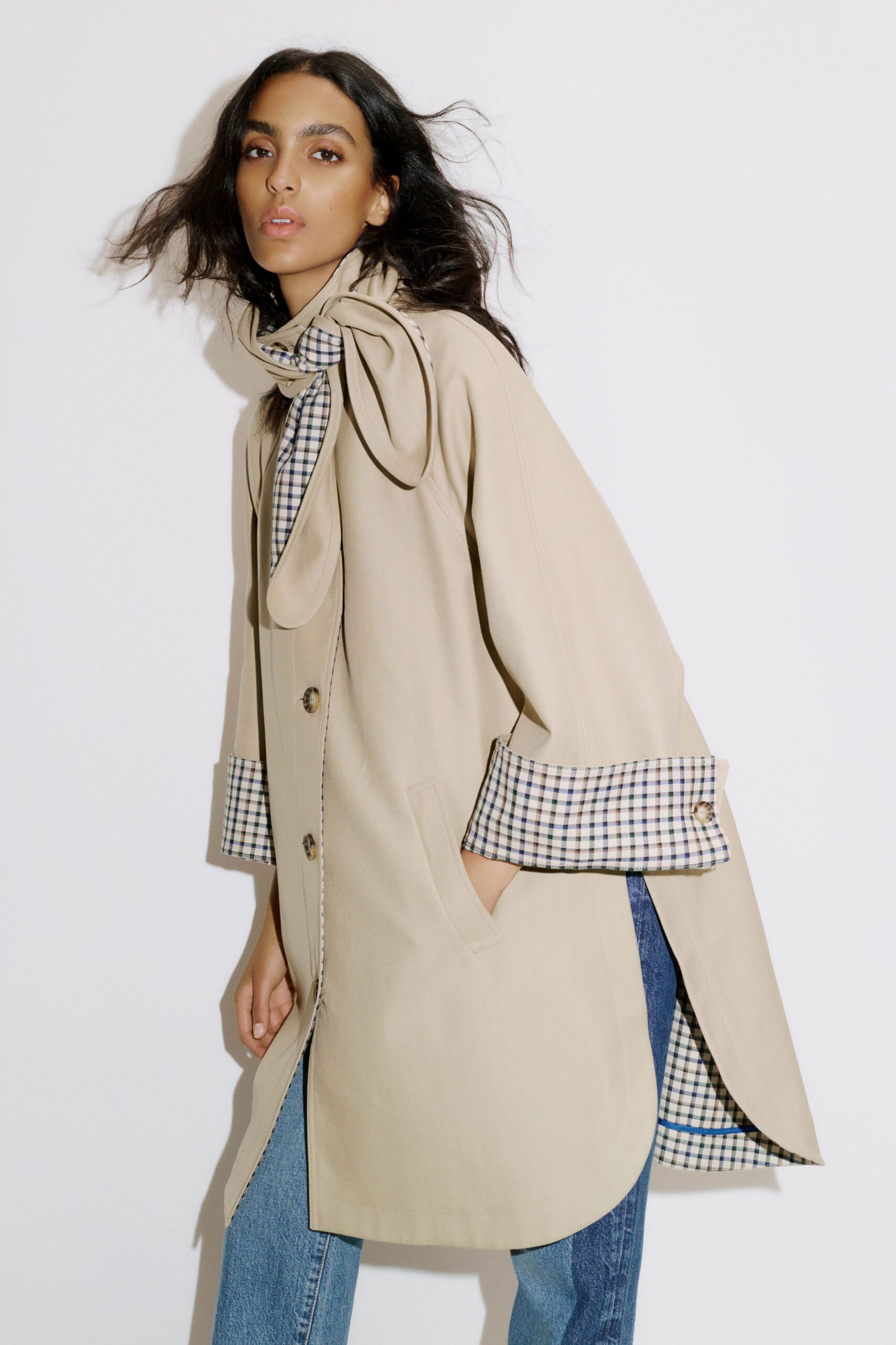 beige cotton long-sleeve collared relaxed buttoned pockets coat