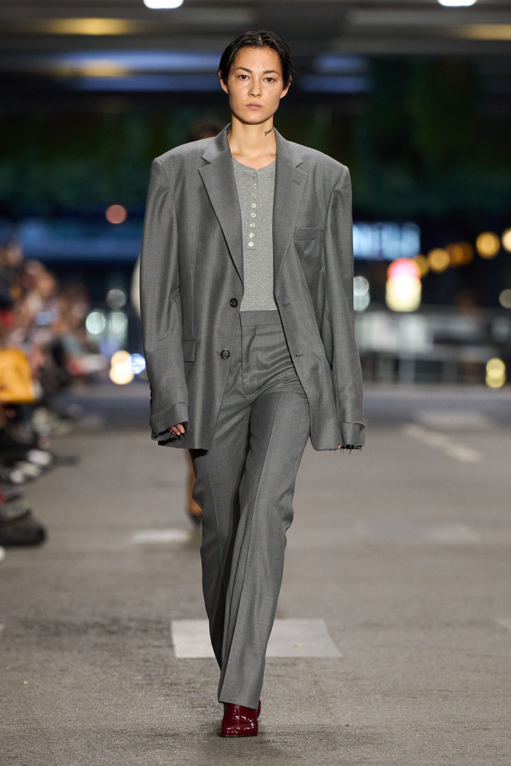 gray wool long-sleeve collared tailored buttoned straight-leg suit