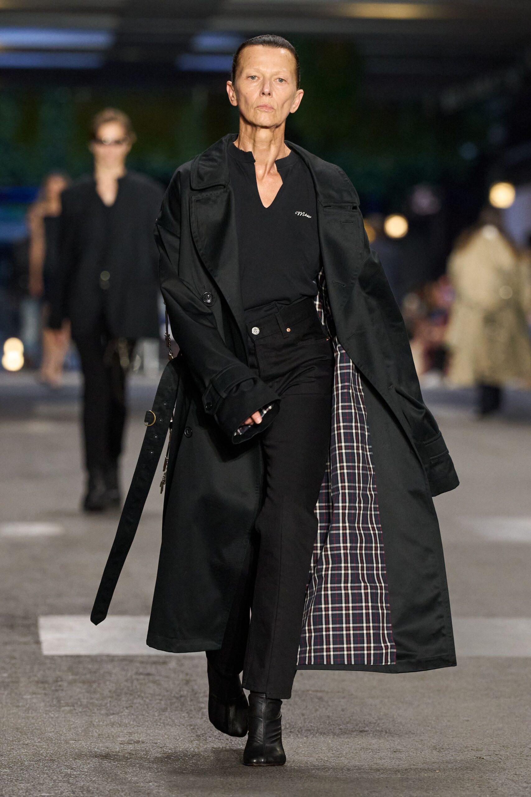 black cotton long-sleeve collared relaxed buttoned layered coat