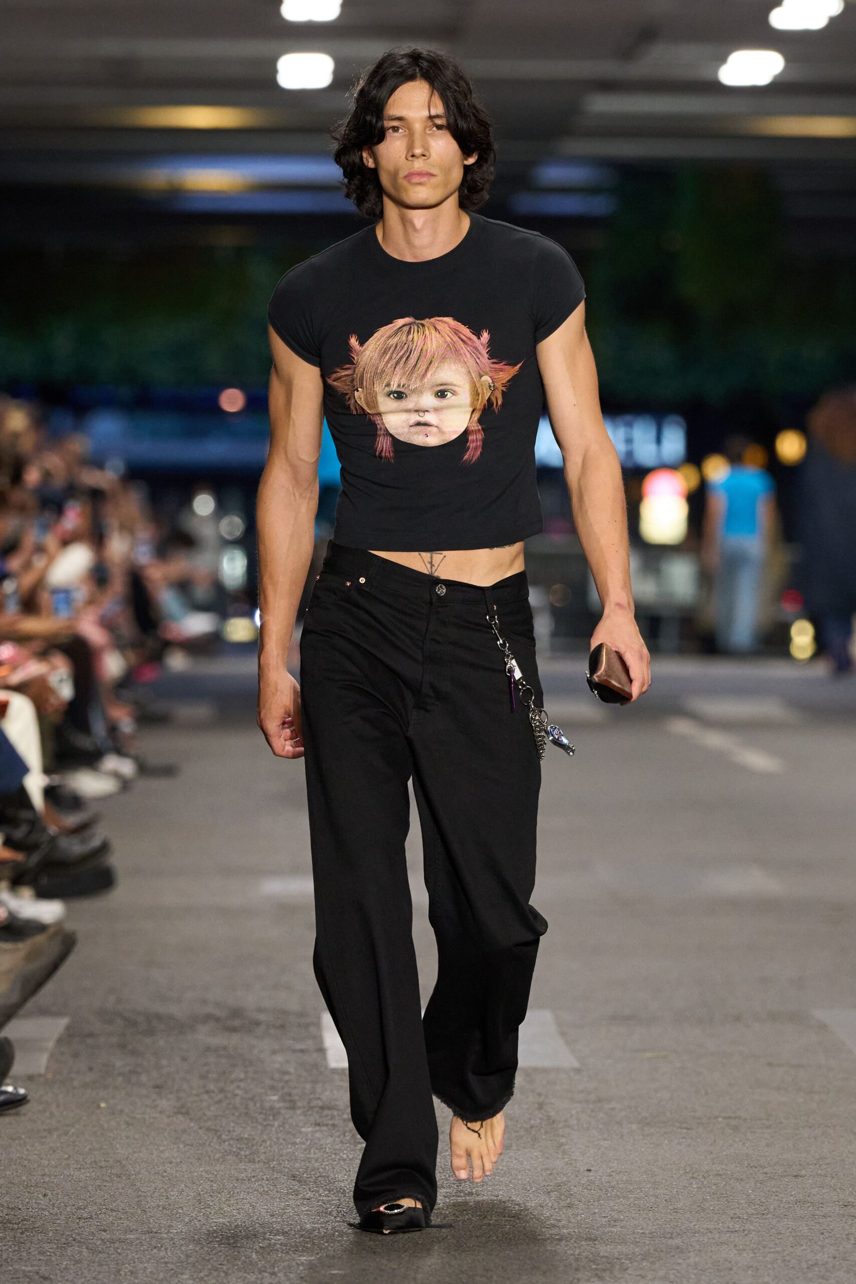black fitted t-shirt and relaxed pants