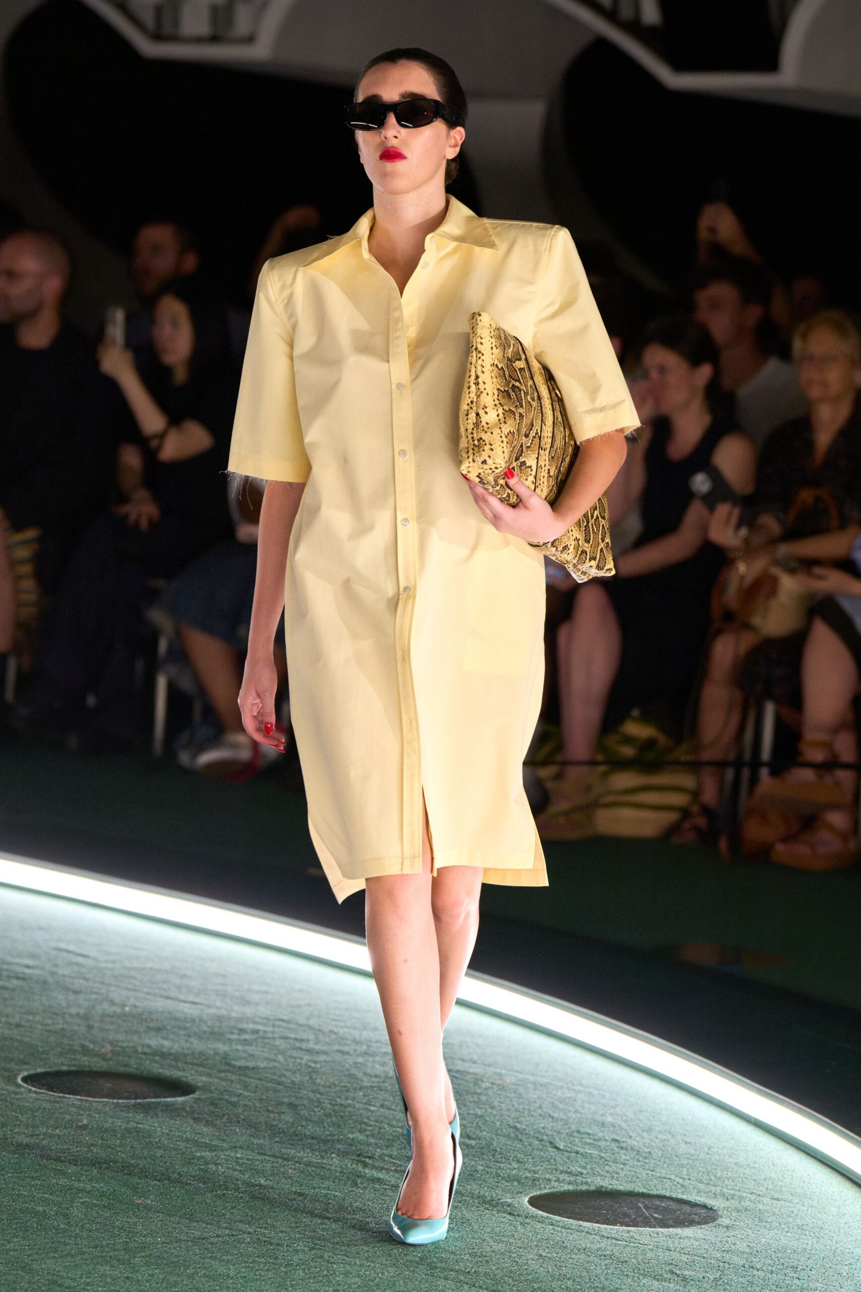 yellow cotton short-sleeve collared relaxed buttoned midi shirt-dress