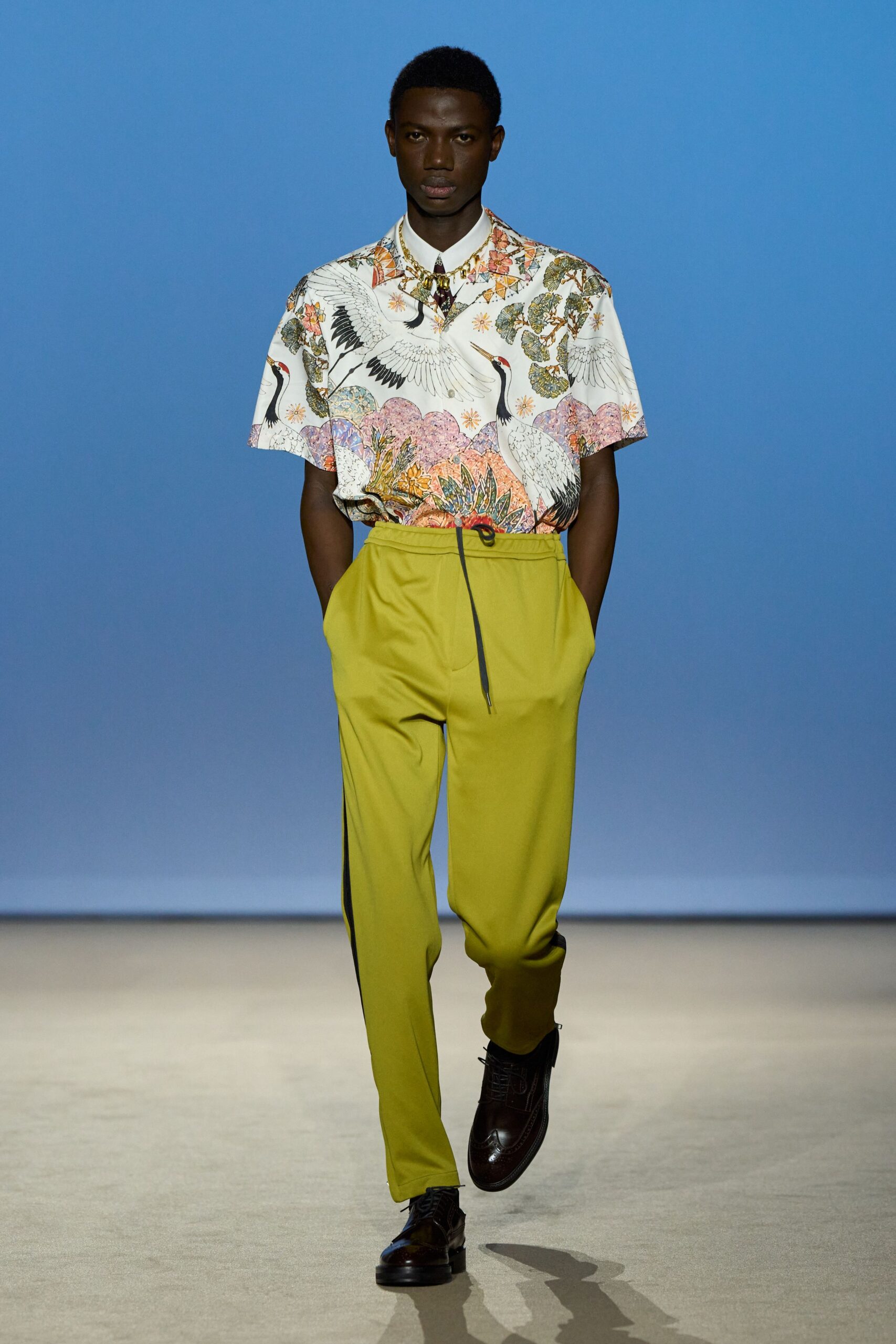 white cotton short-sleeve collared relaxed printed shirt